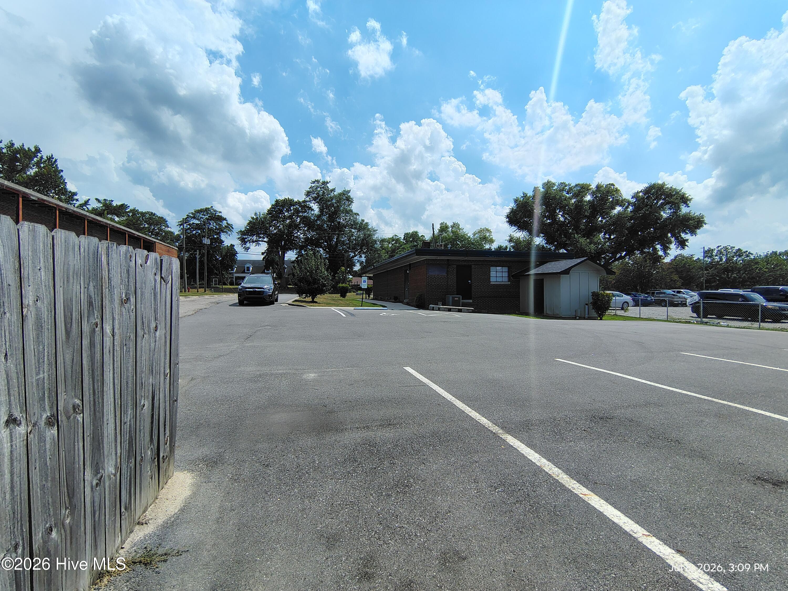 main property photo 33