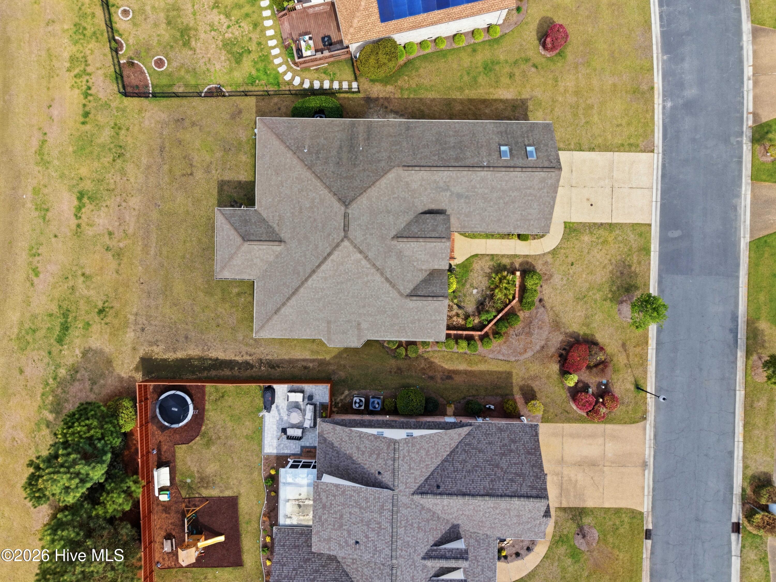 main property photo 42