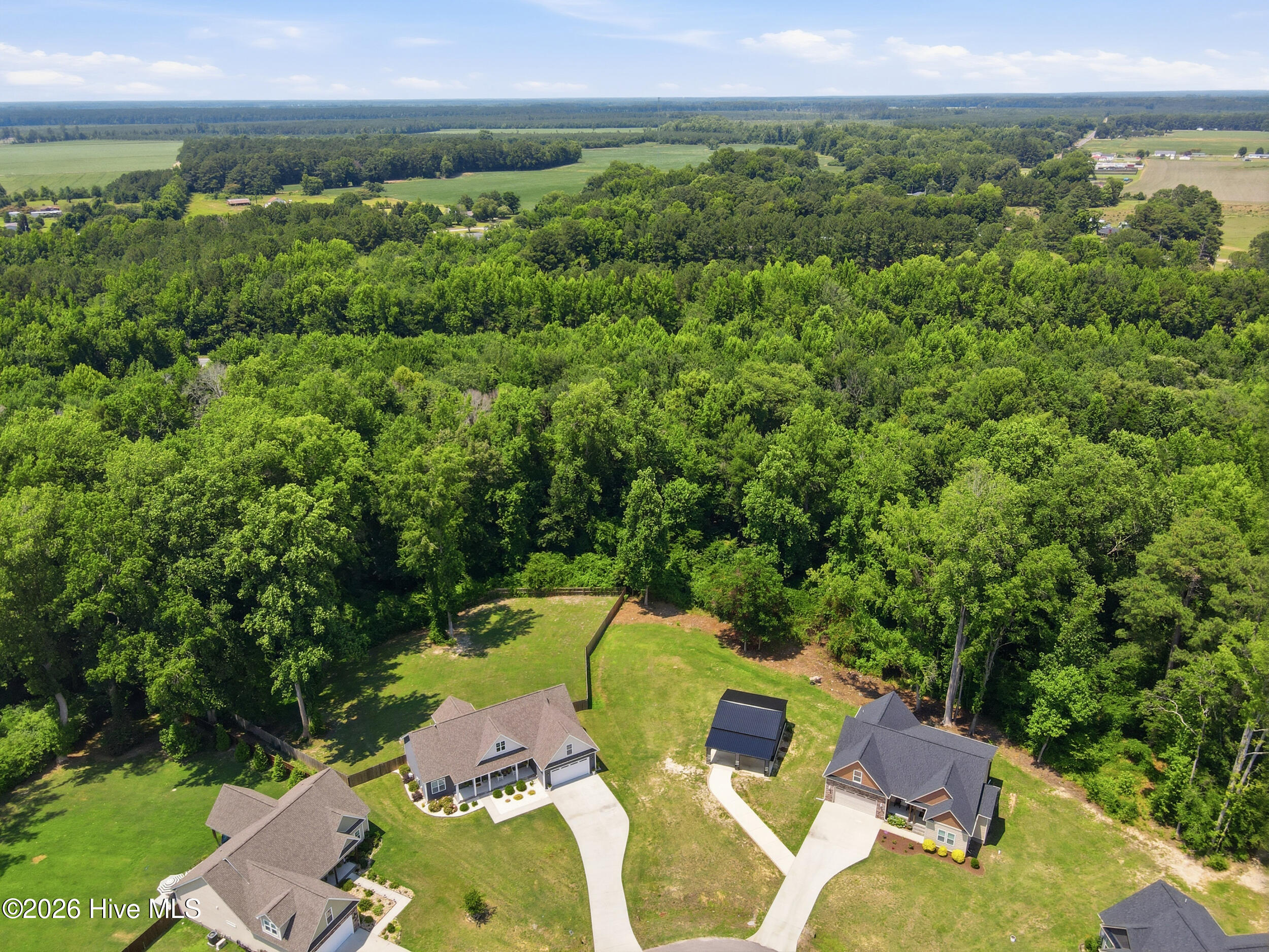 main property photo 34