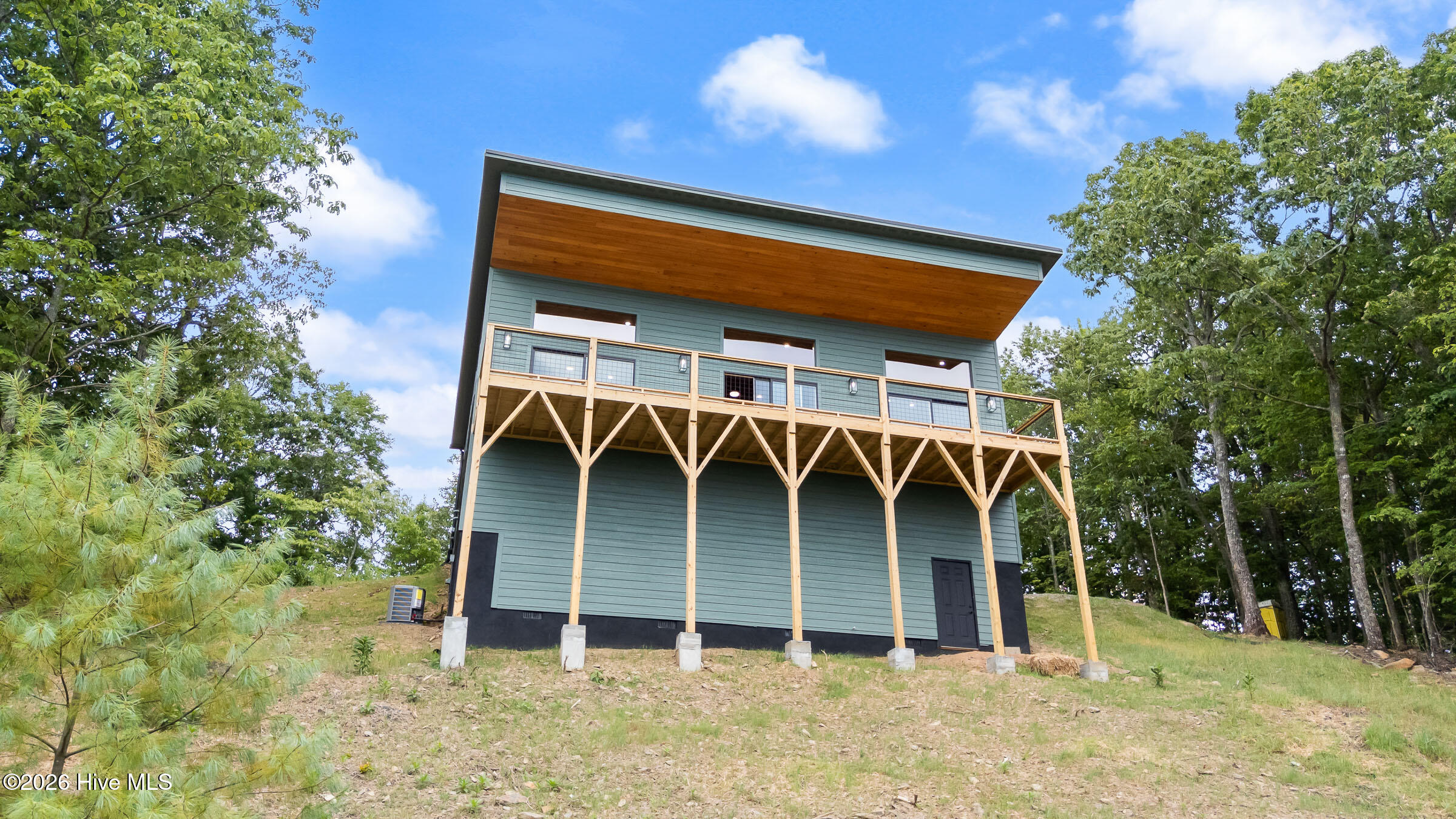 main property photo 47
