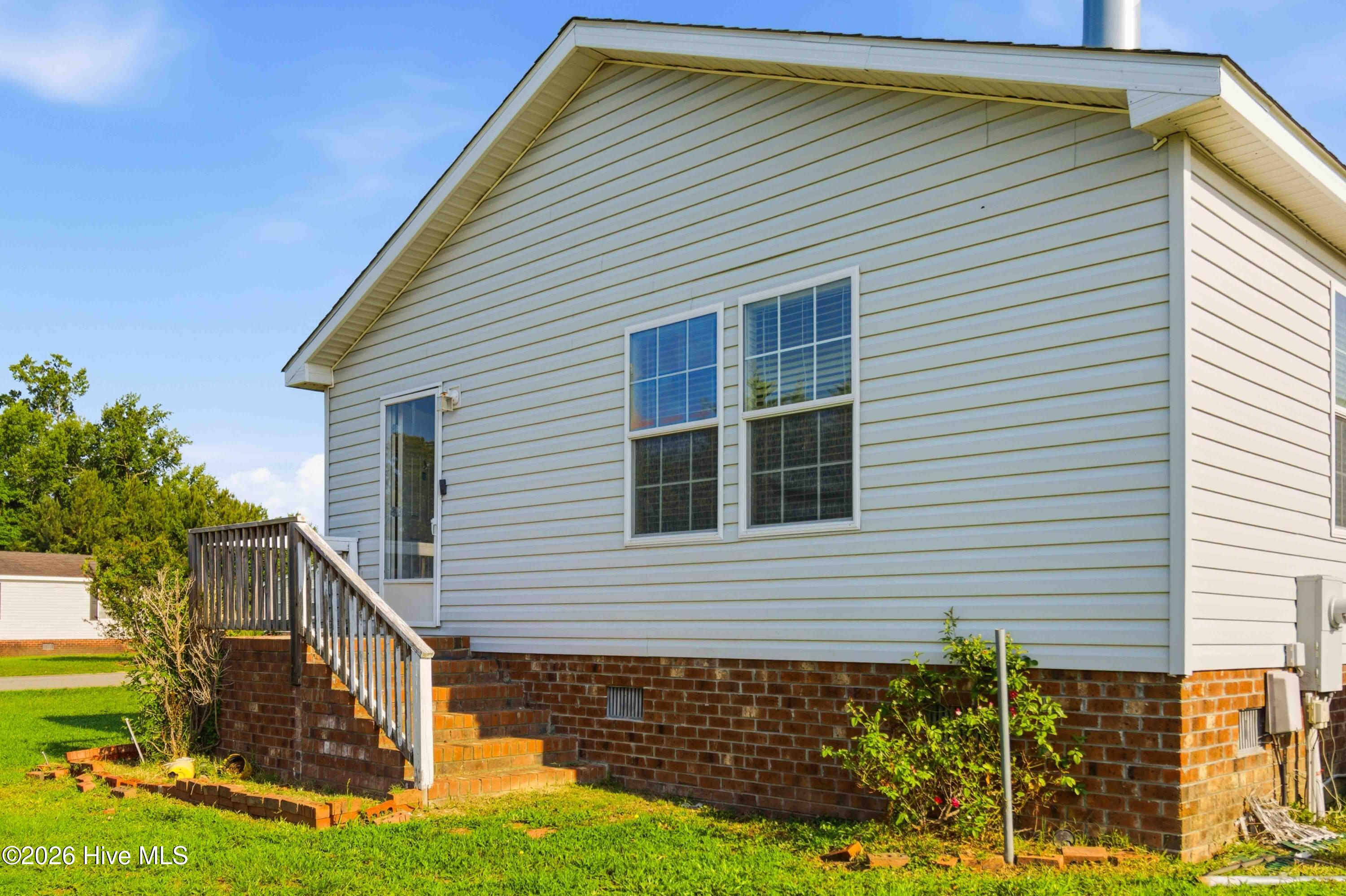 main property photo 31