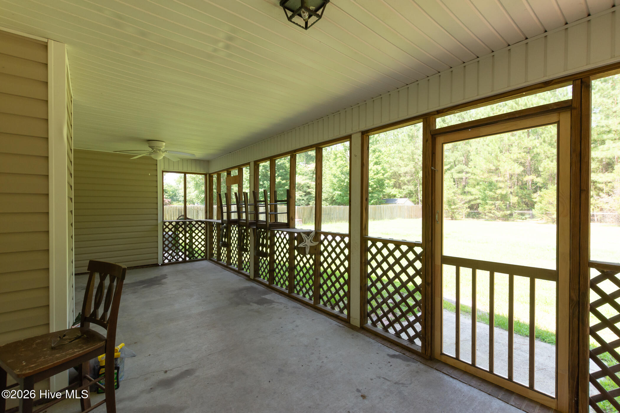 main property photo 45