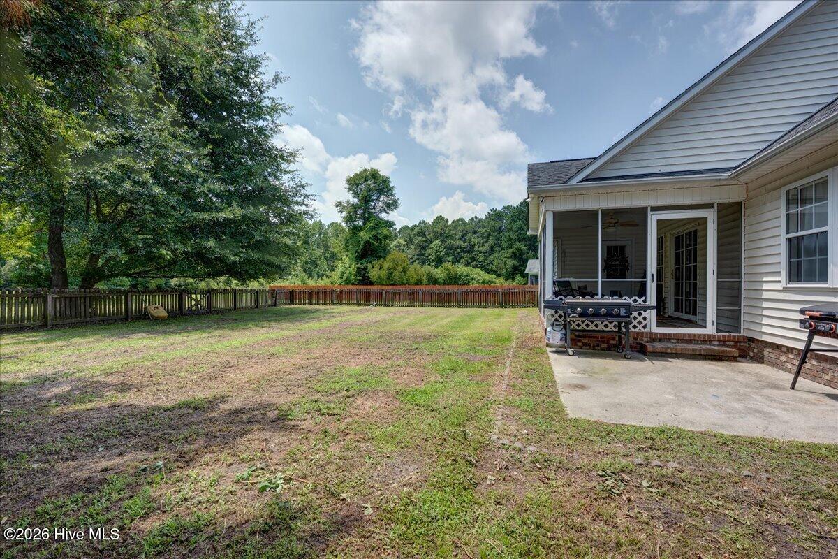 main property photo 45