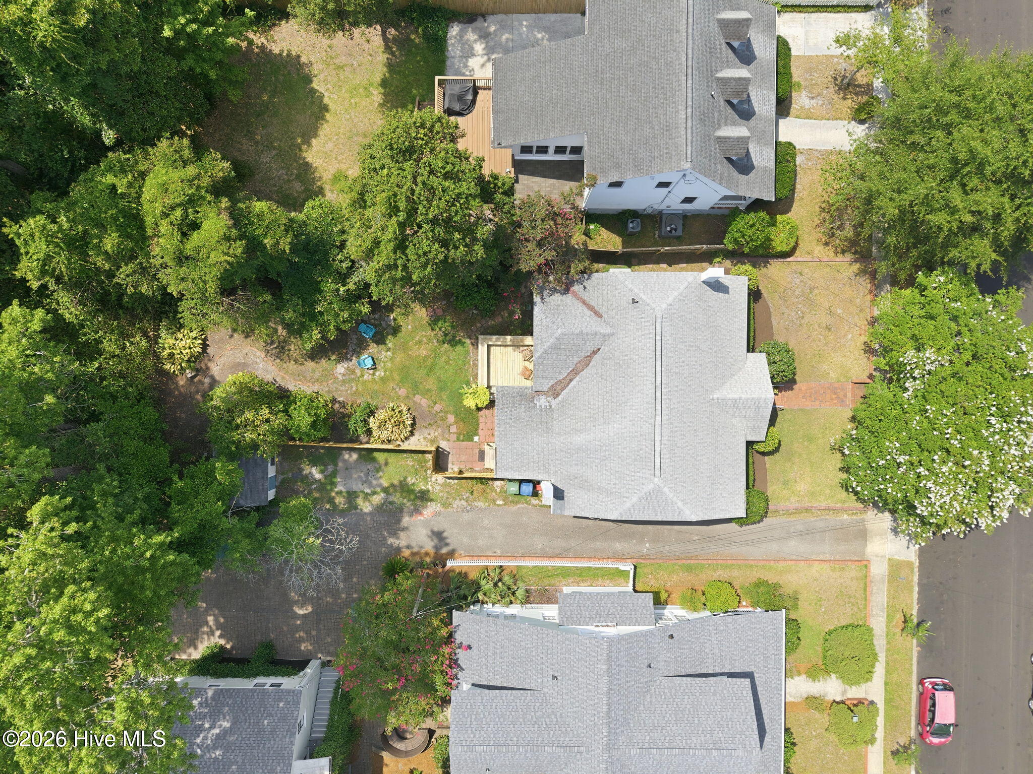 main property photo 51