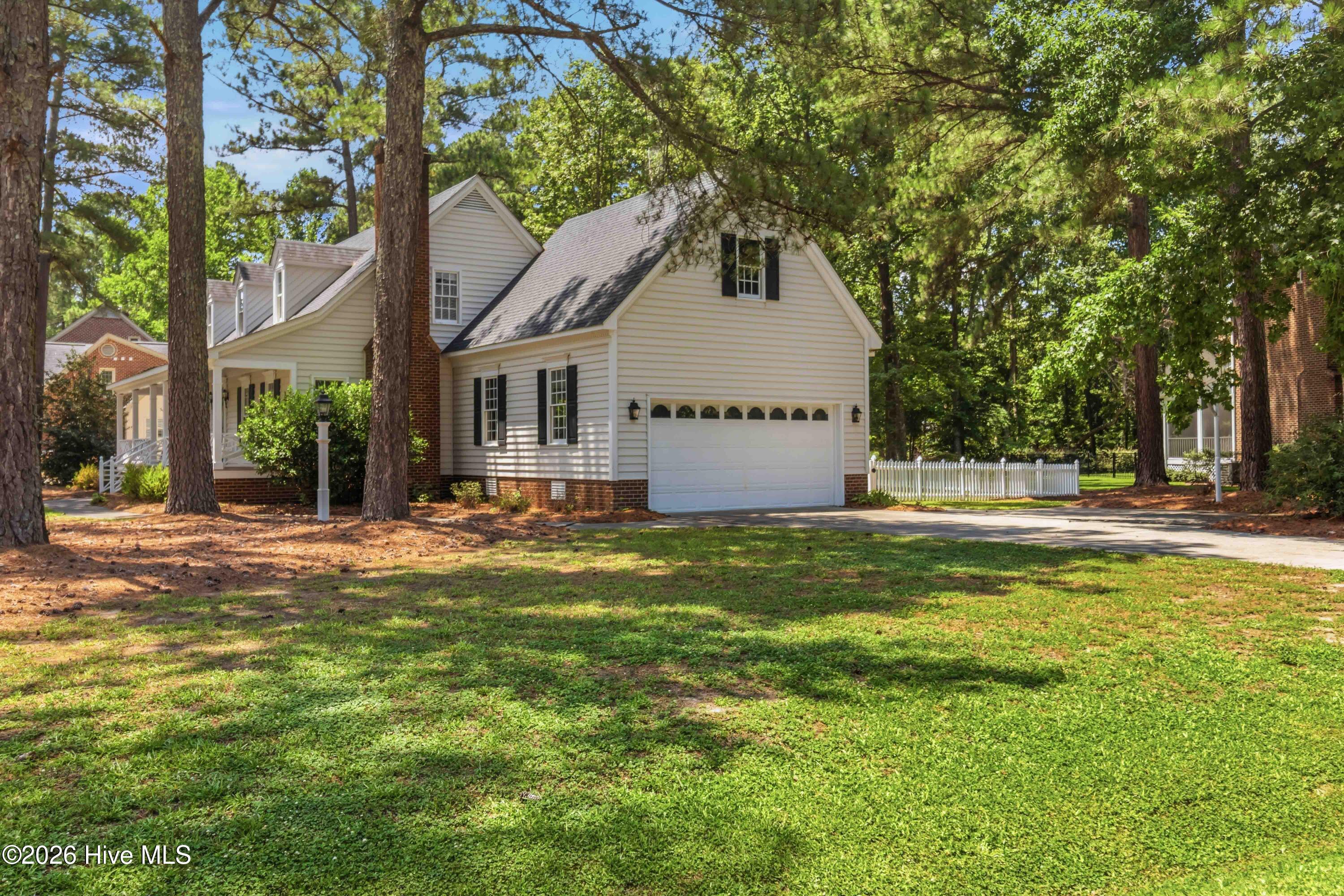 main property photo 40