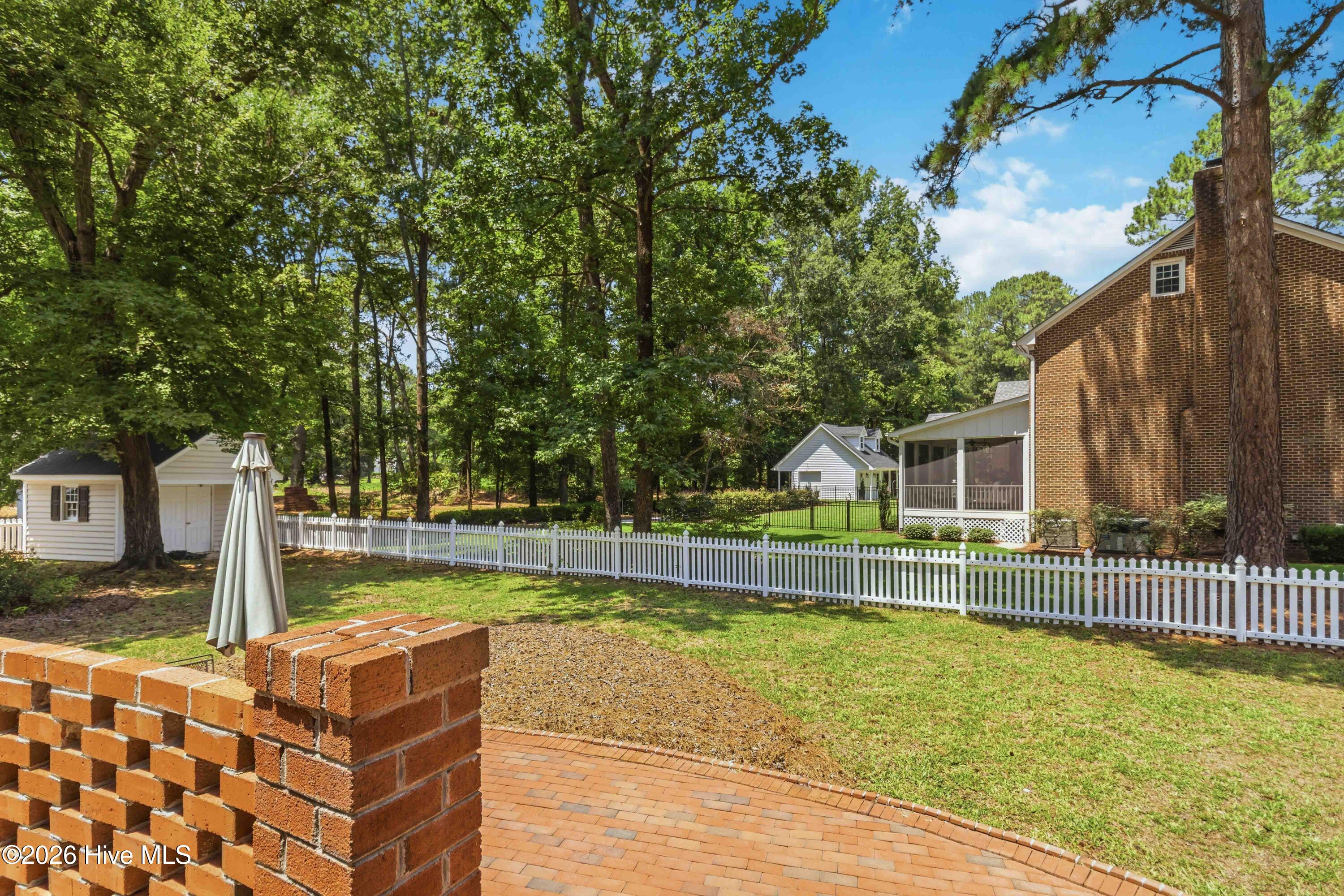 main property photo 41