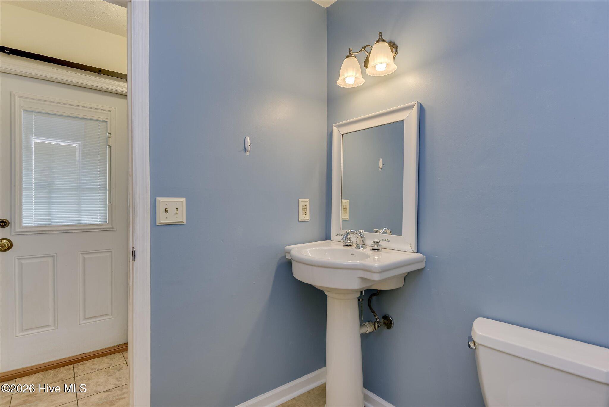 main property photo 12