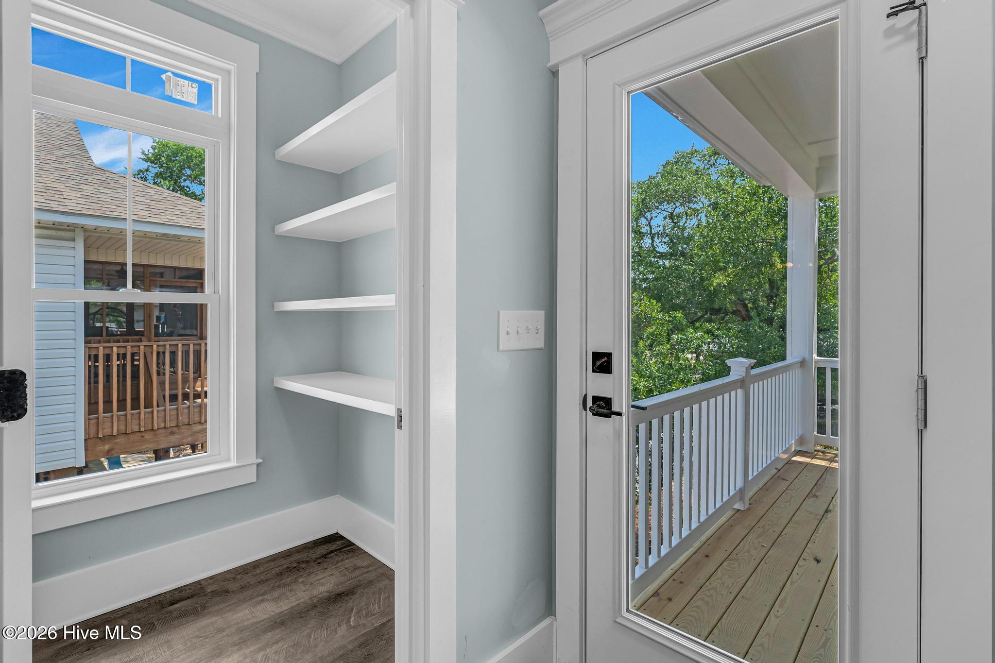 main property photo 15