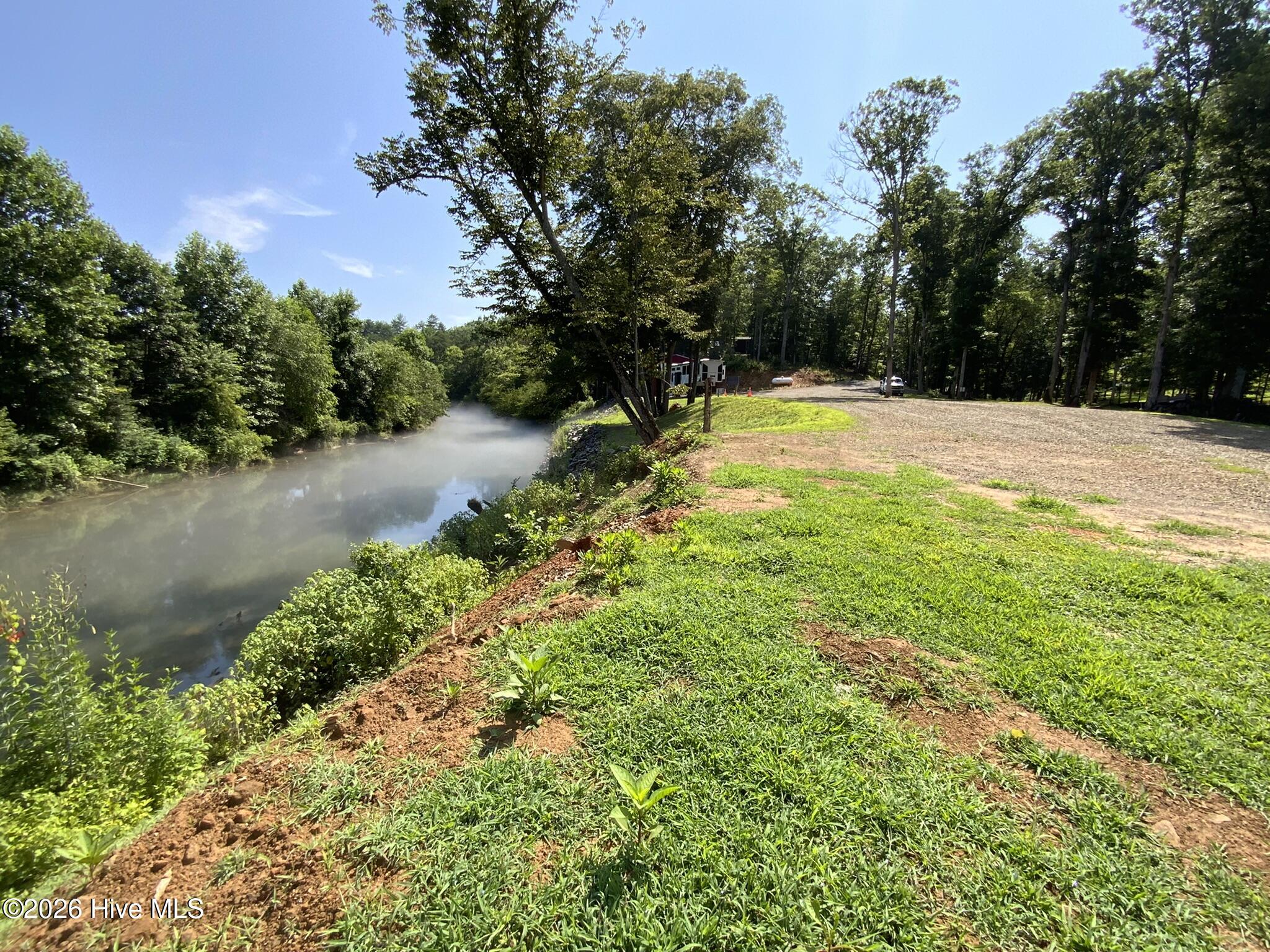 main property photo 25