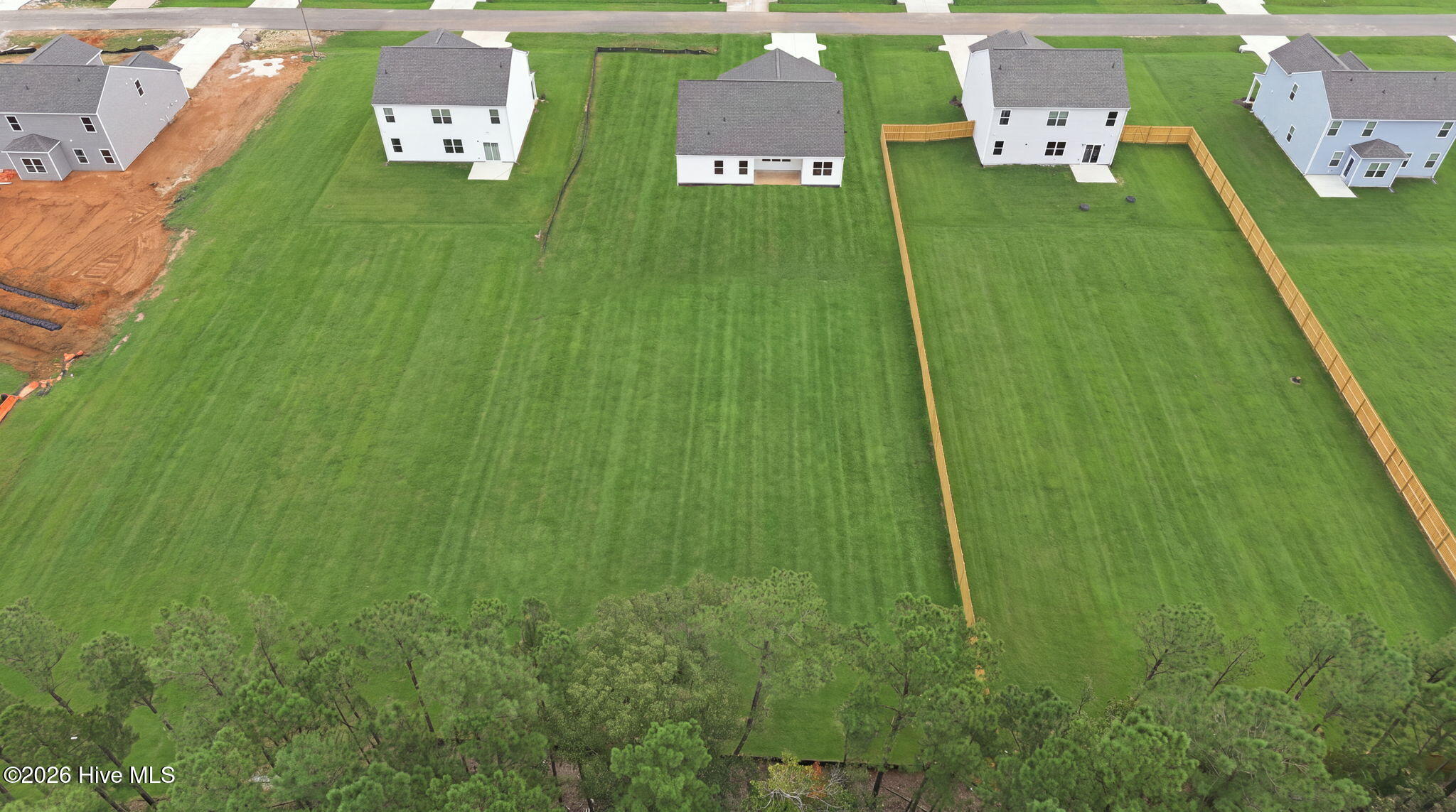 main property photo 31