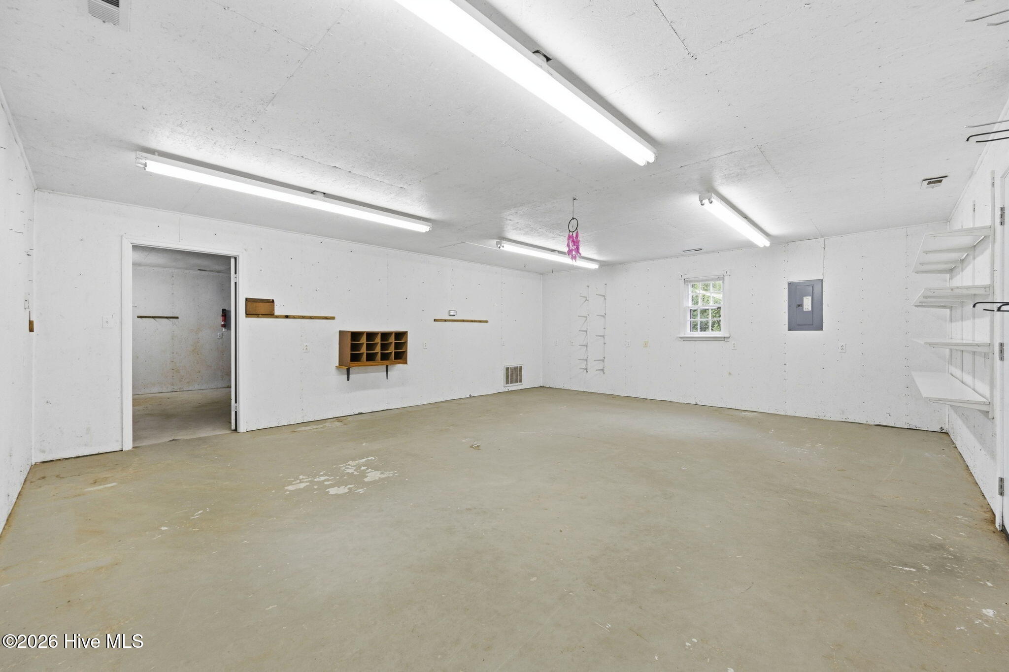 main property photo 51