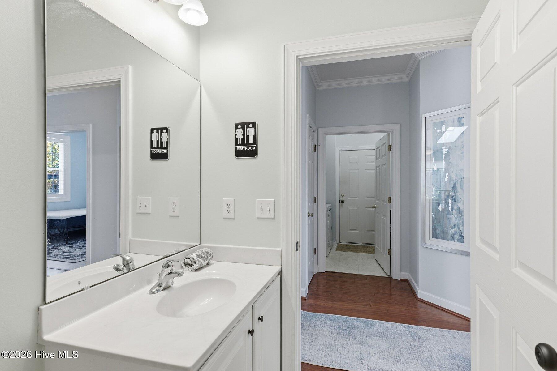main property photo 12