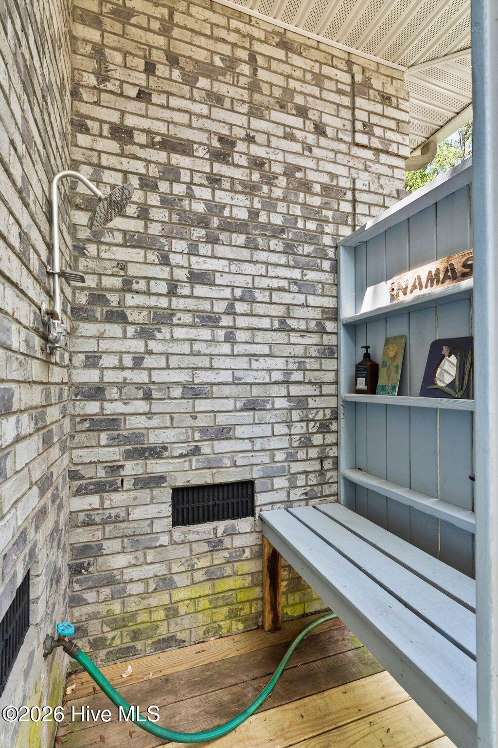 main property photo 48