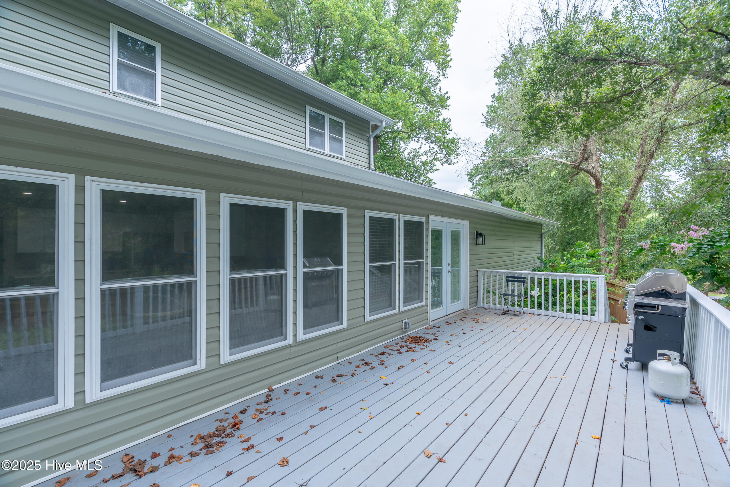 main property photo 73