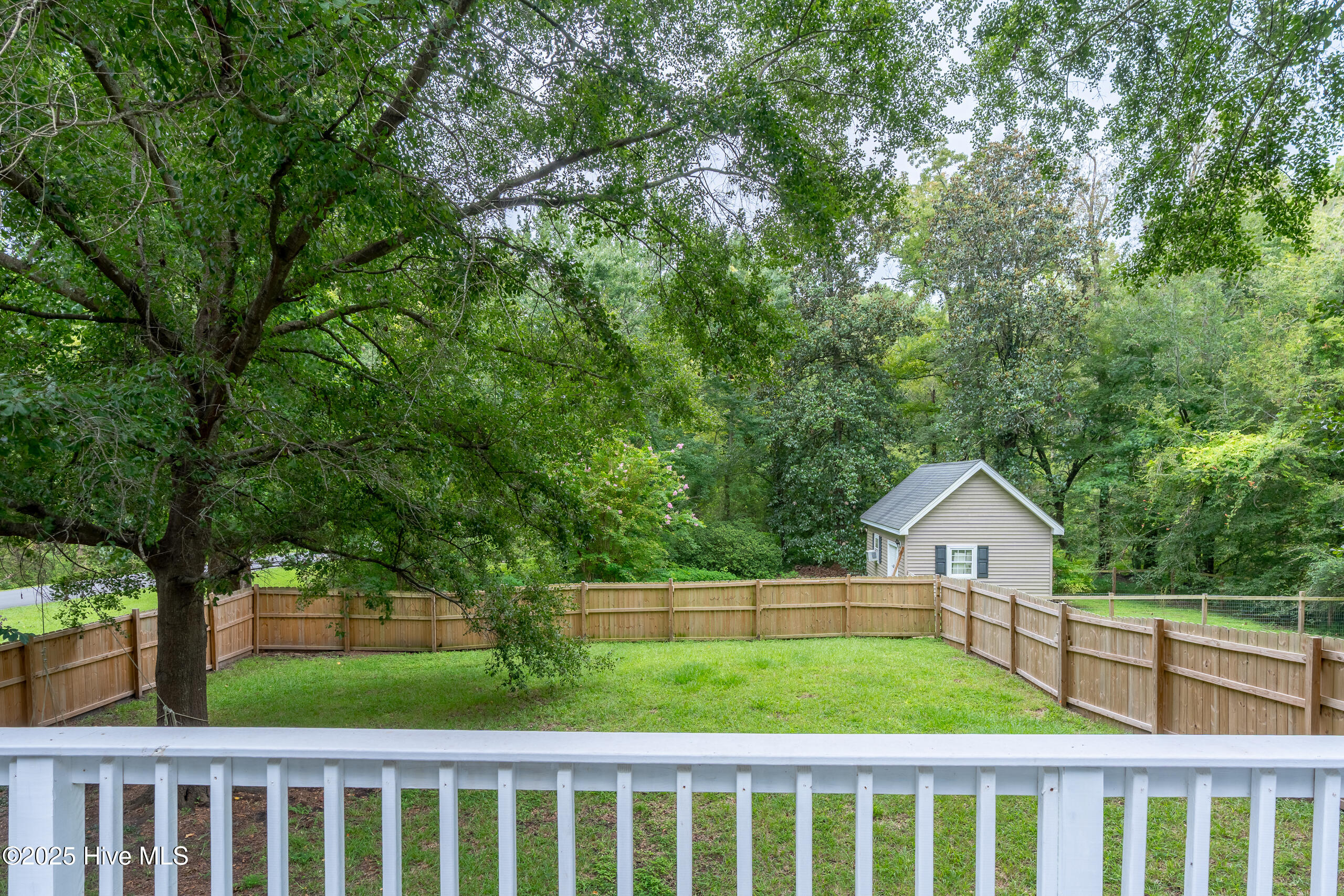 main property photo 74