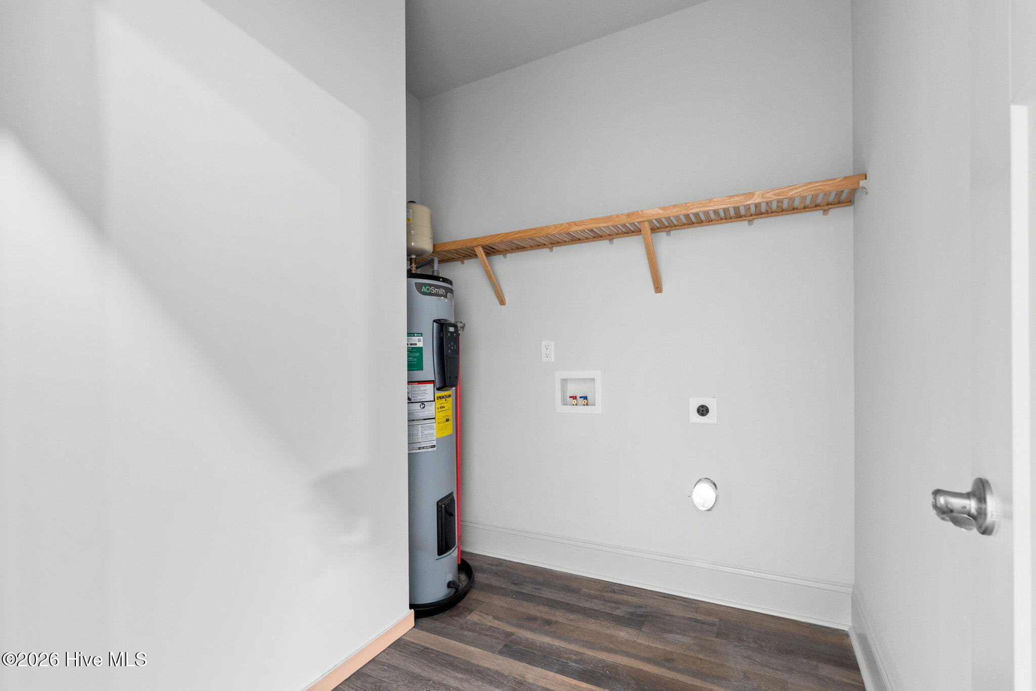 main property photo 50