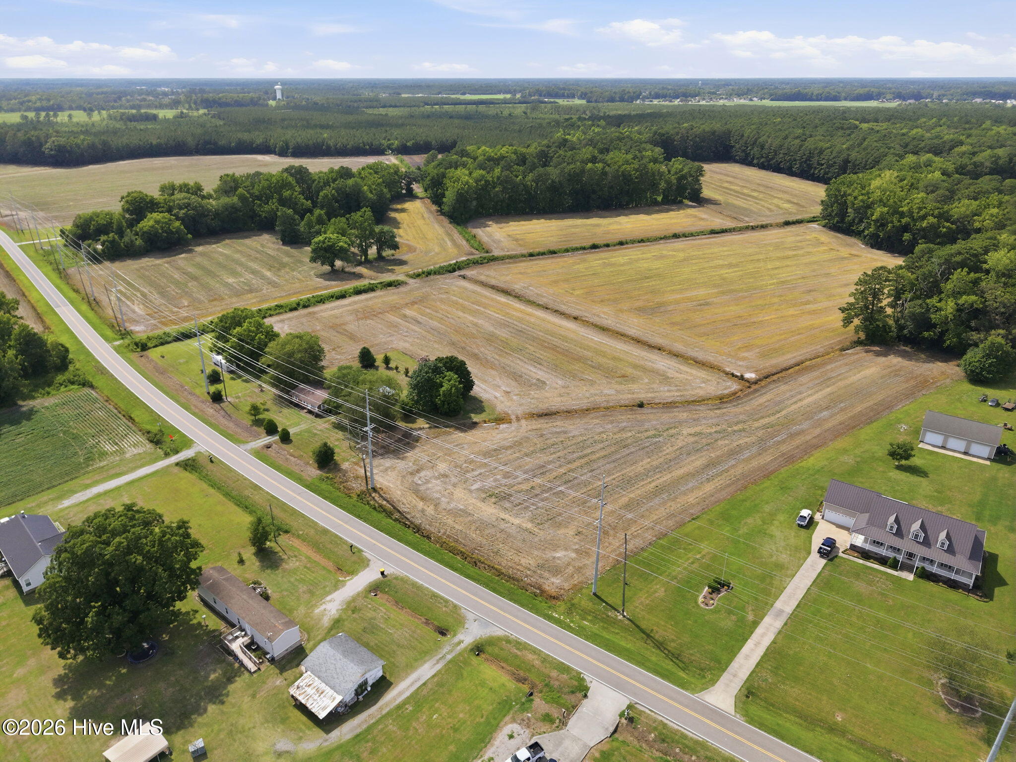 main property photo 13