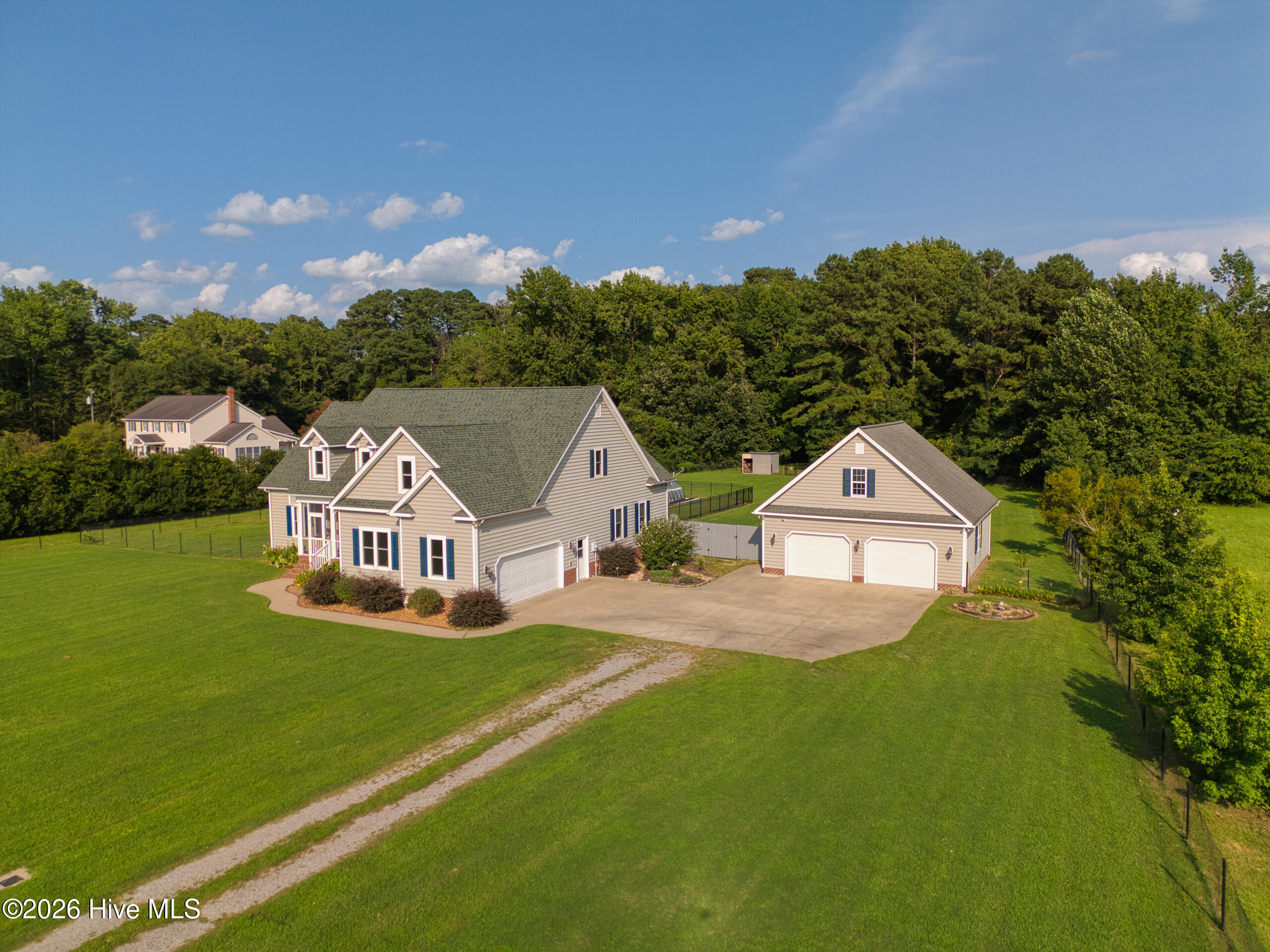 main property photo 49