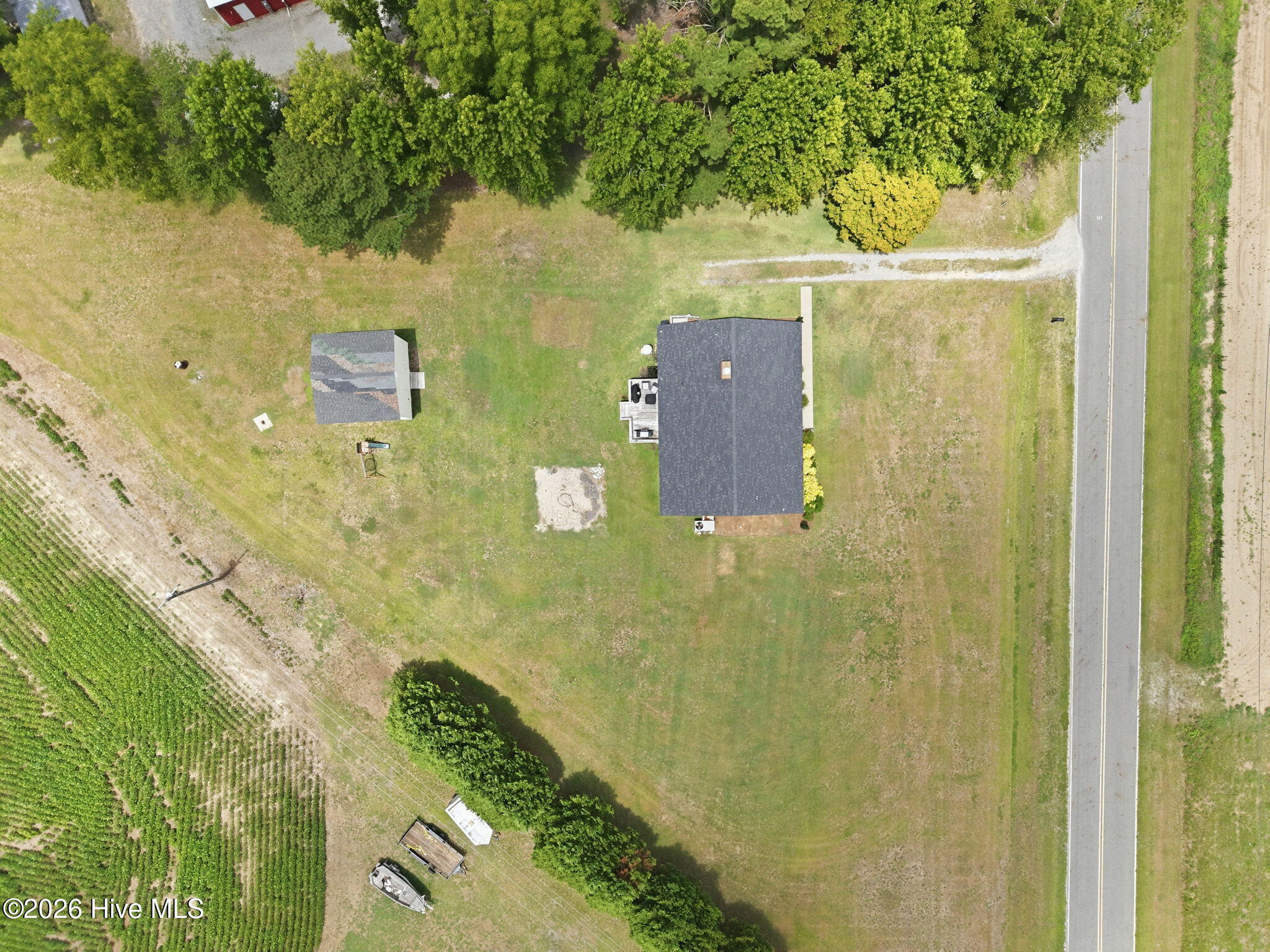 main property photo 34