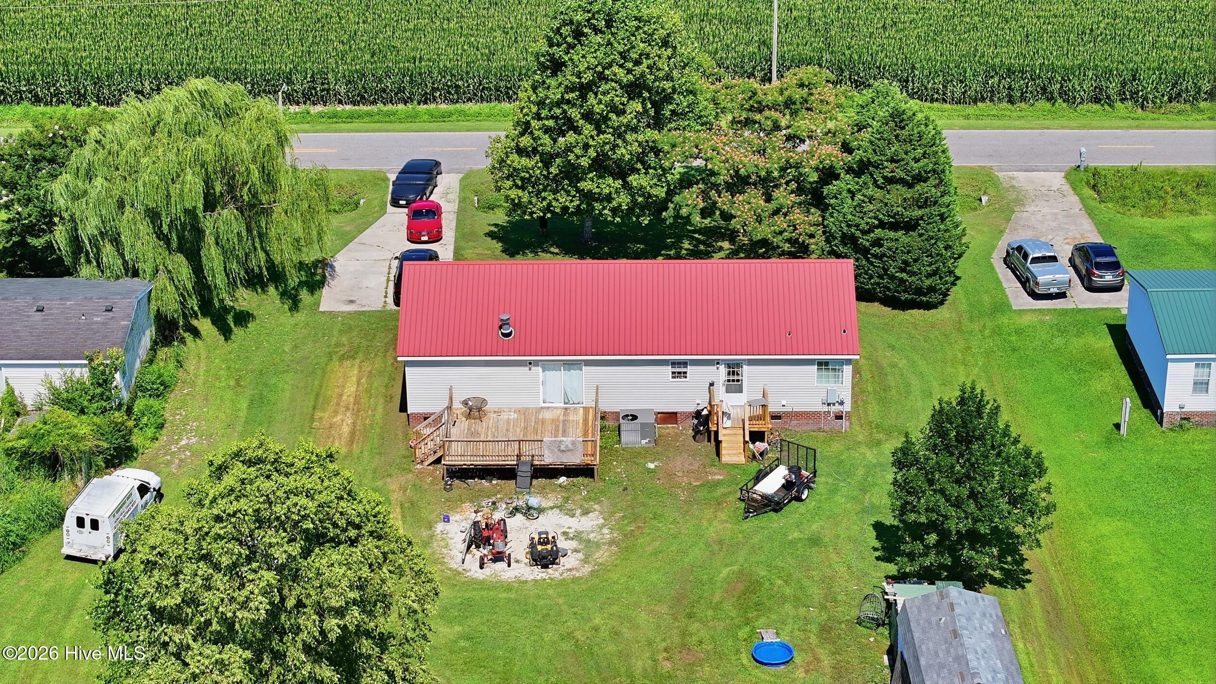 main property photo 40
