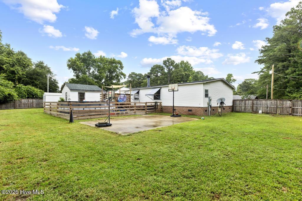 main property photo 39