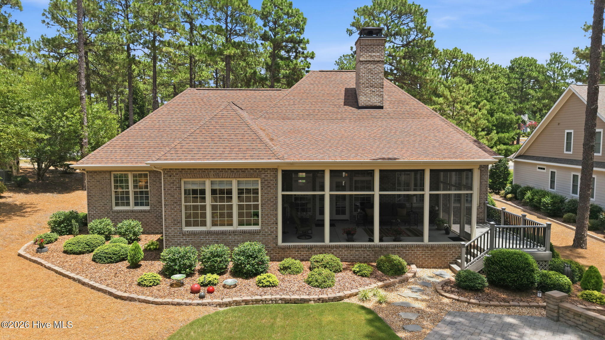 main property photo 37