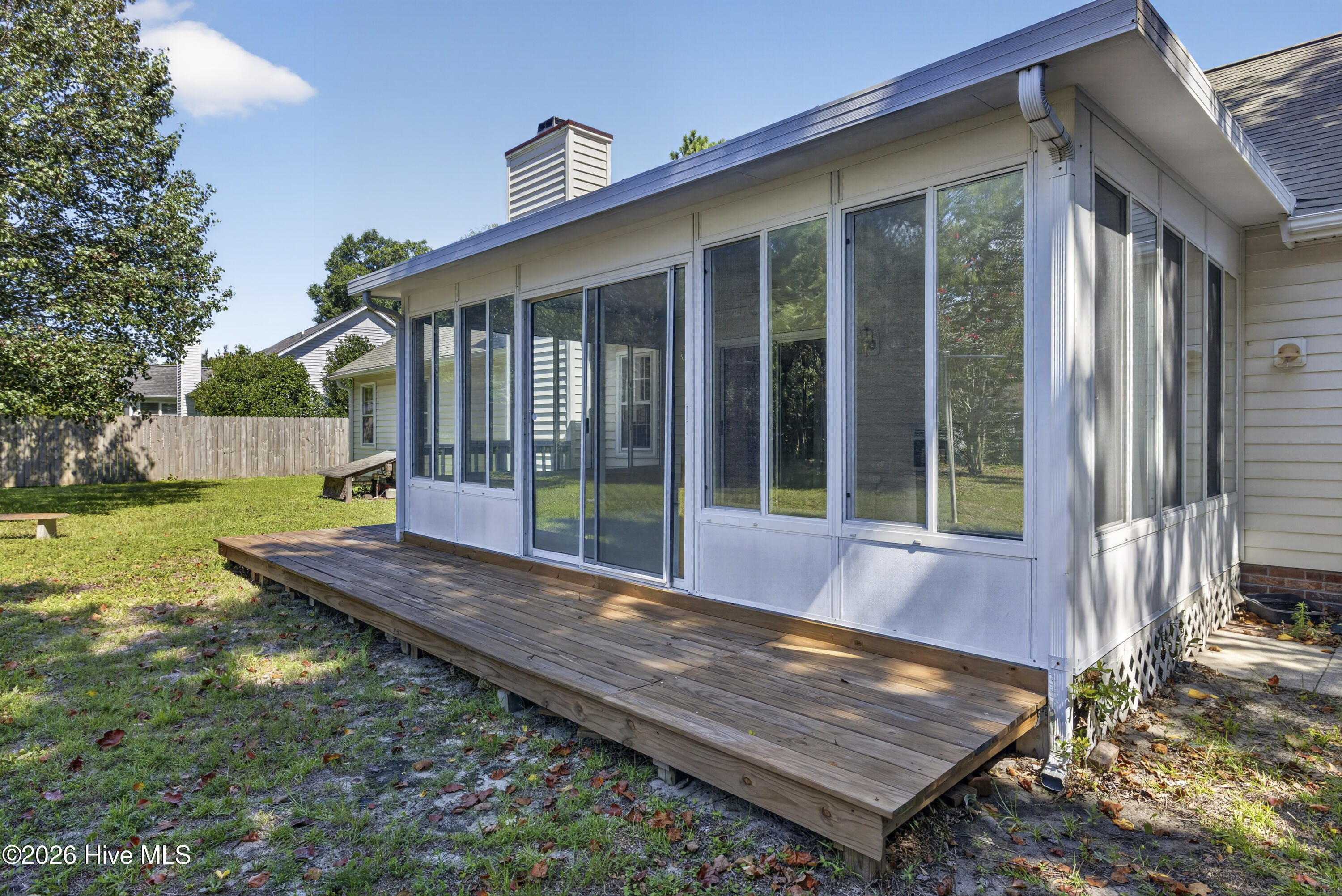 main property photo 27