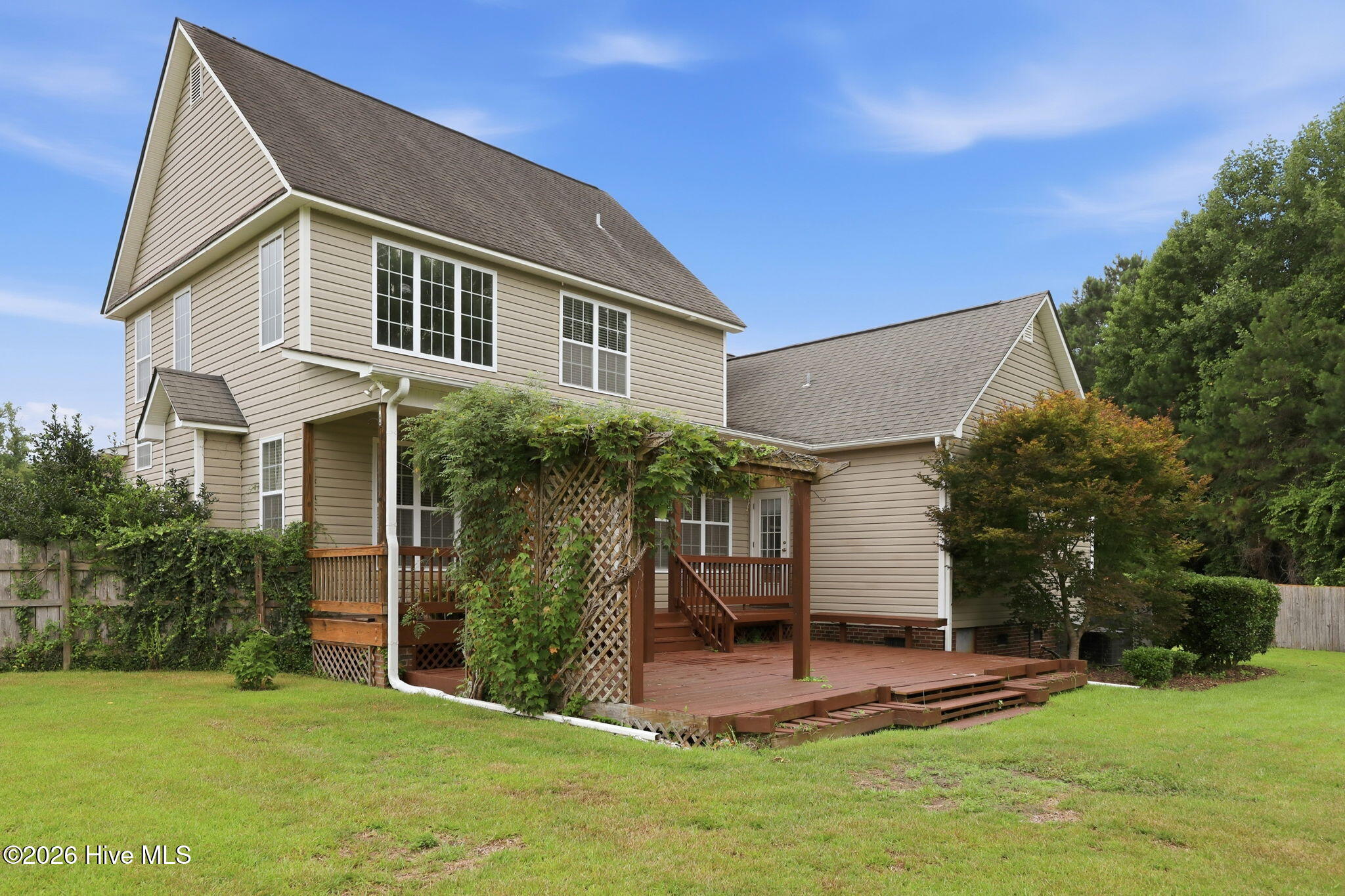 main property photo 32