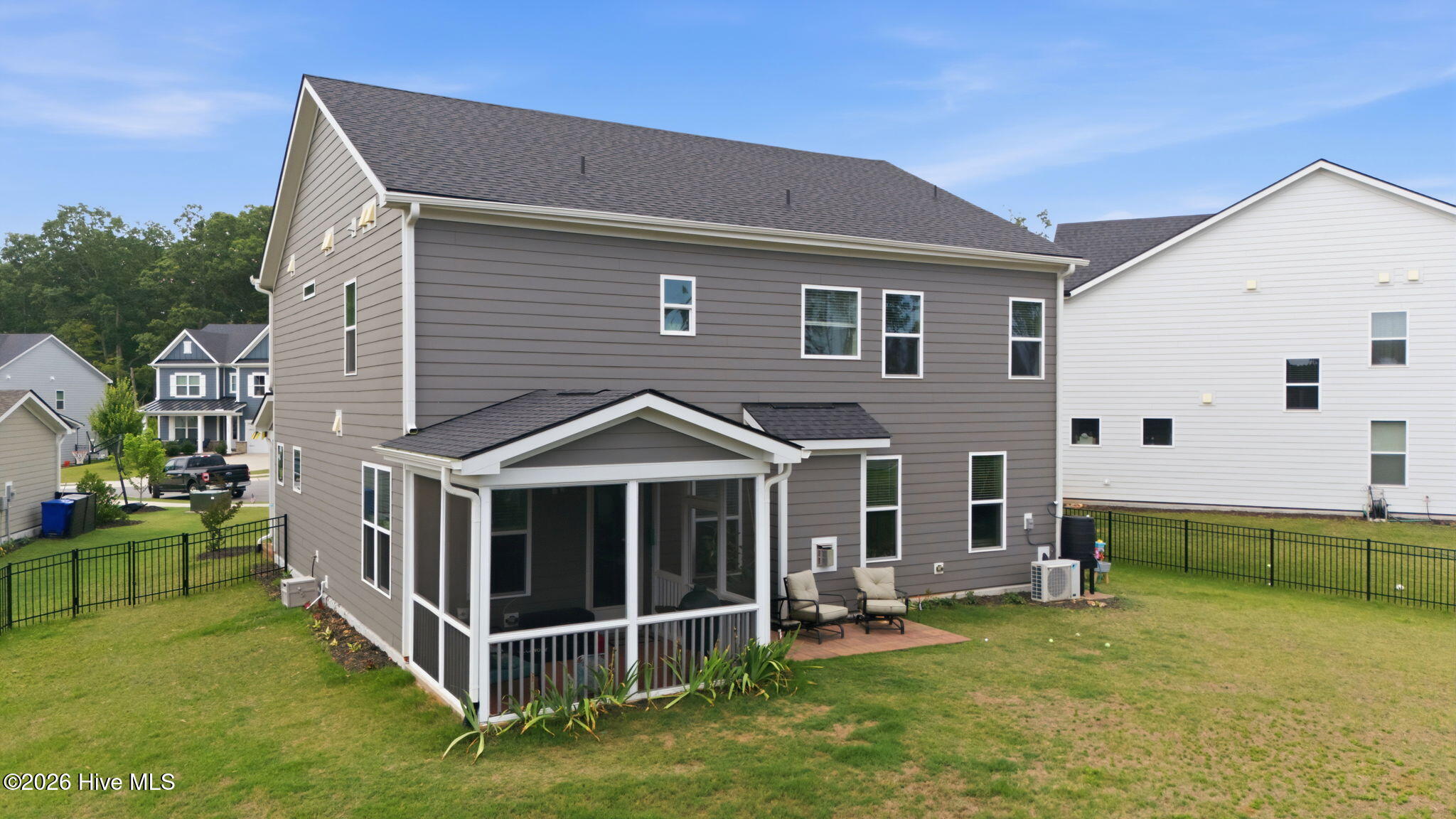 main property photo 35