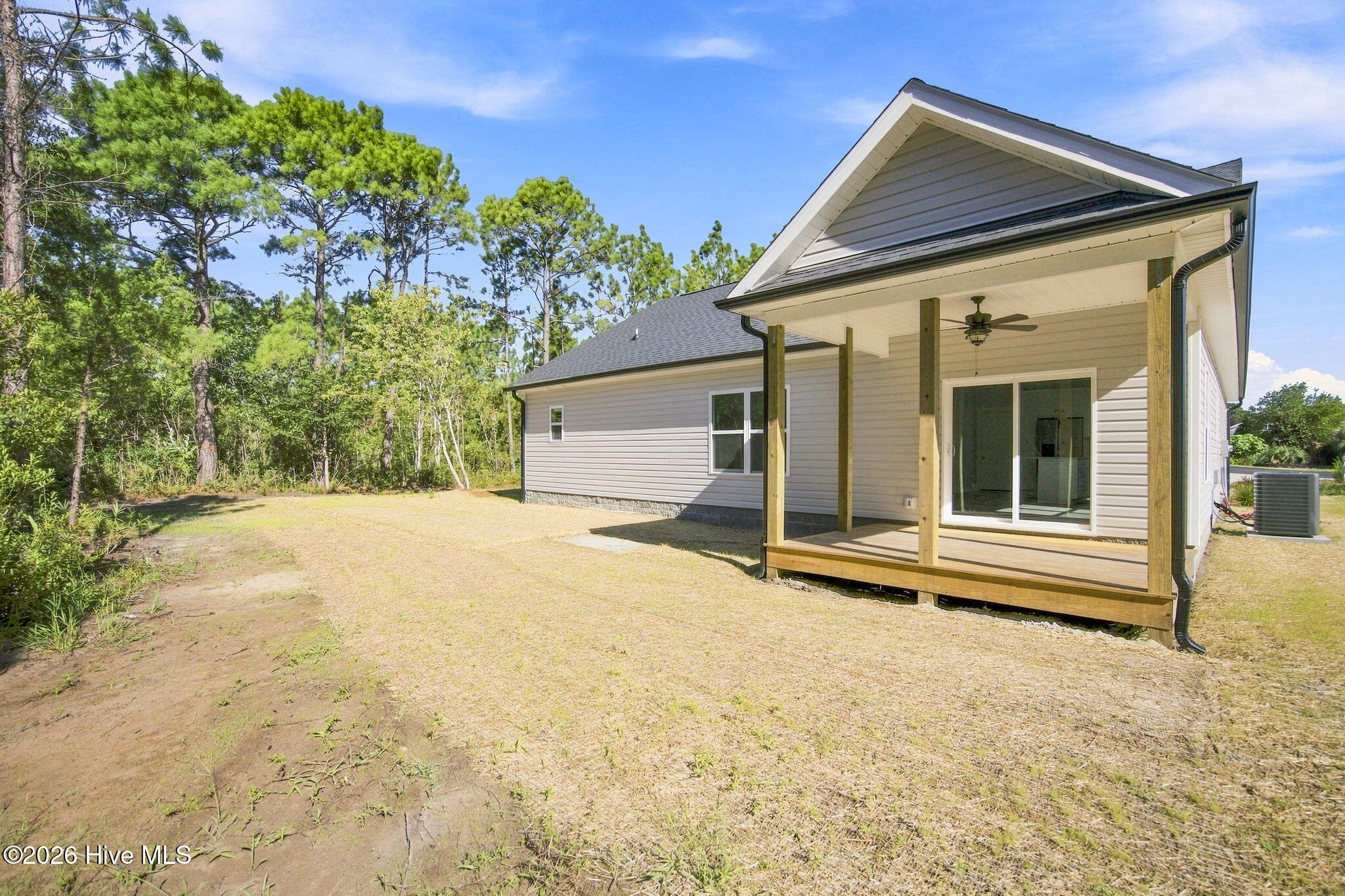 main property photo 36