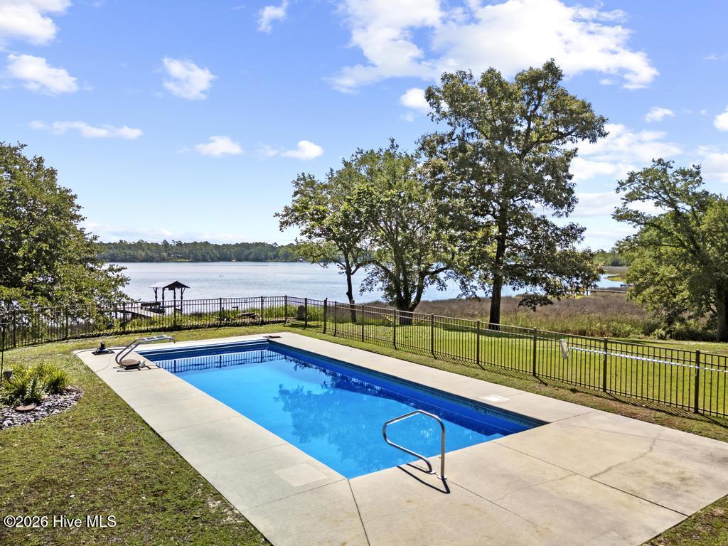main property photo 57