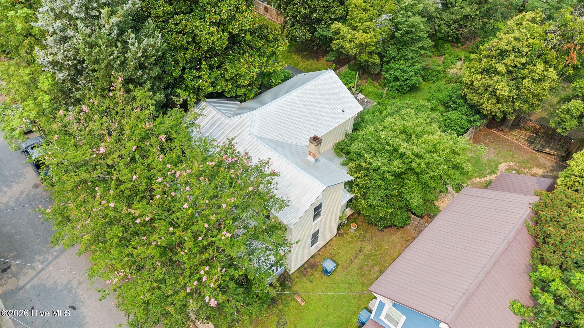 main property photo 51