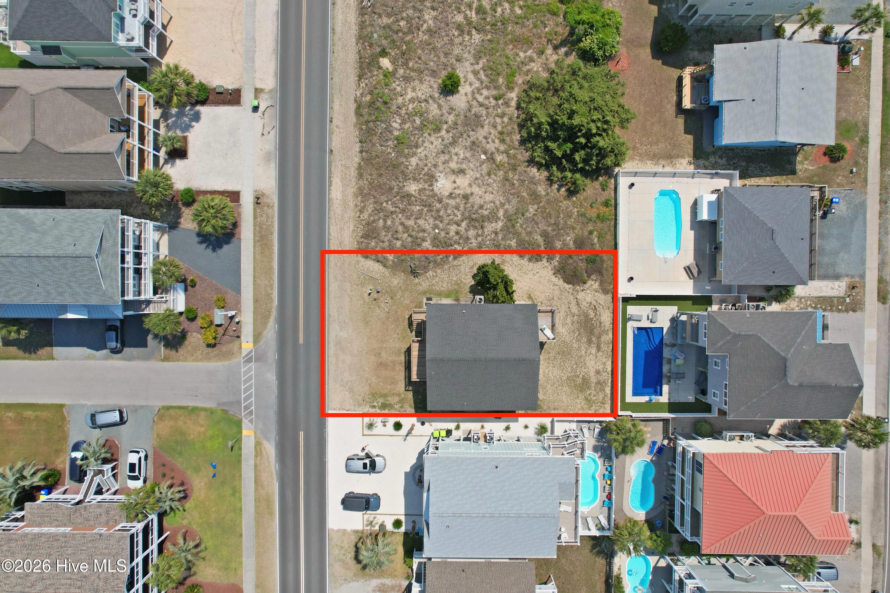 main property photo 33