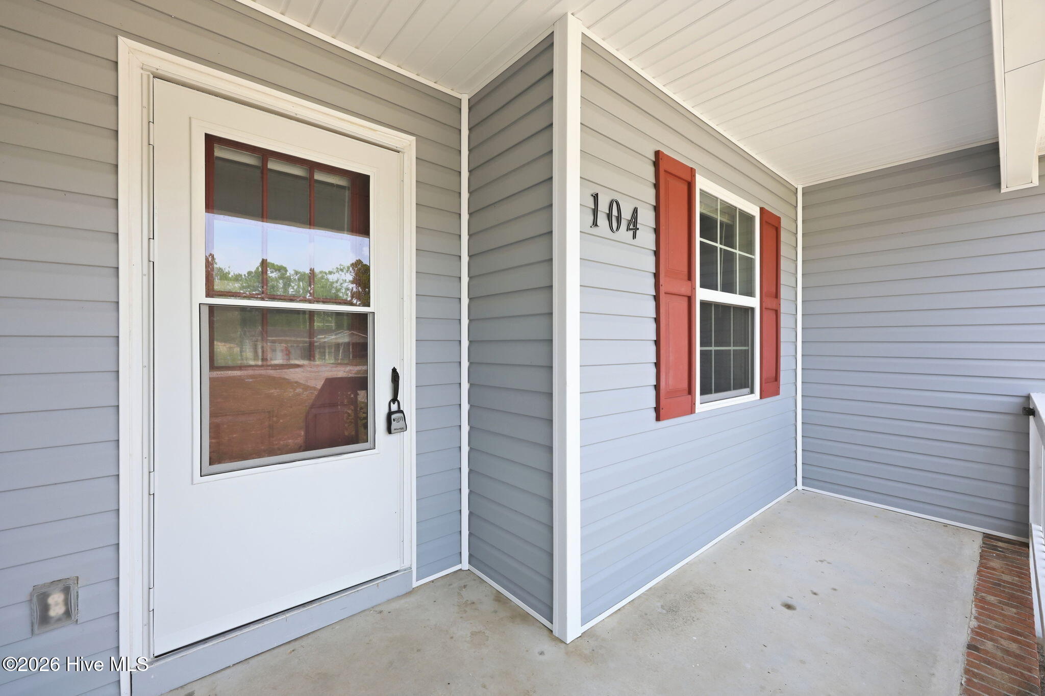 main property photo 34