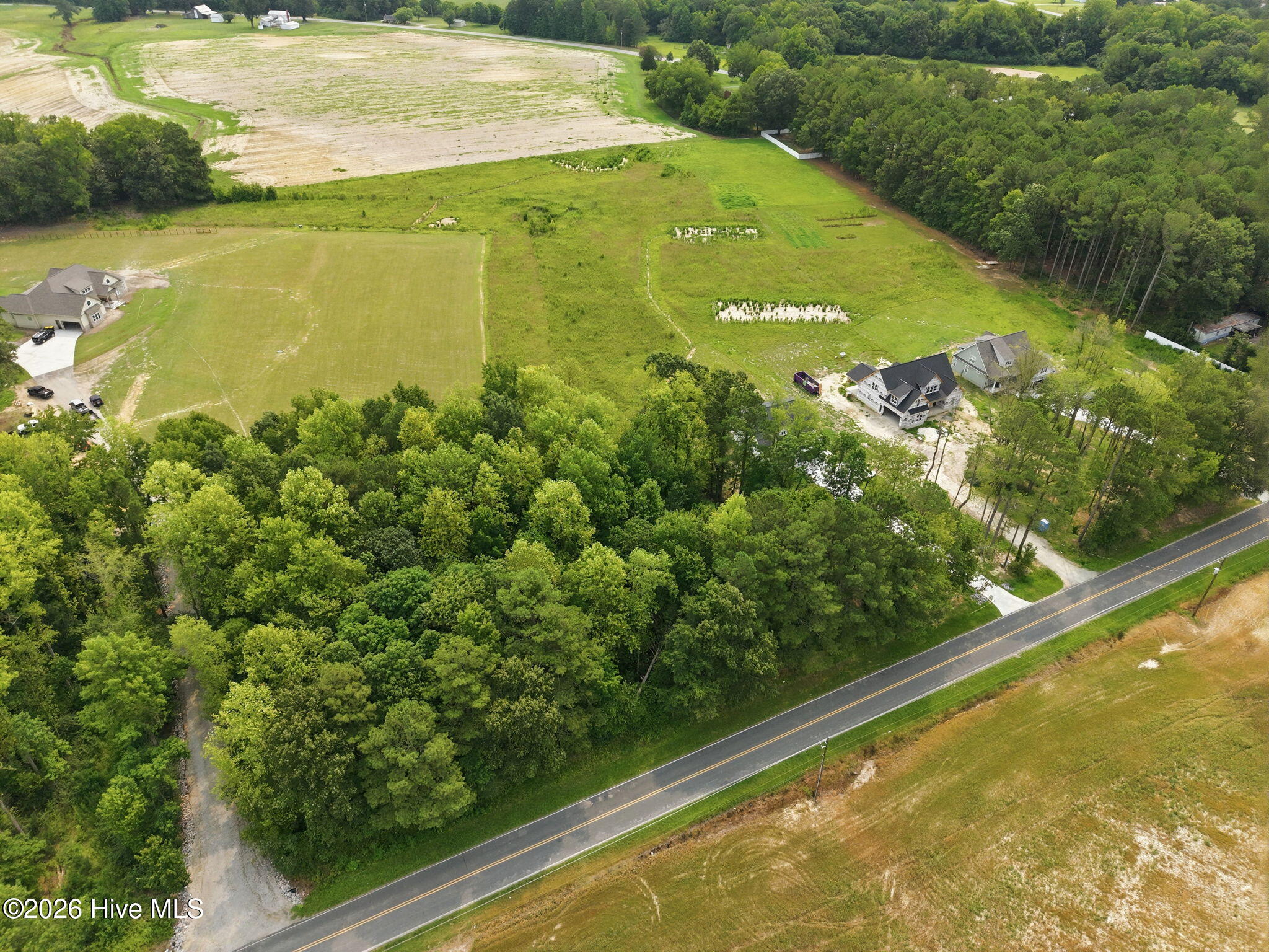 main property photo 8
