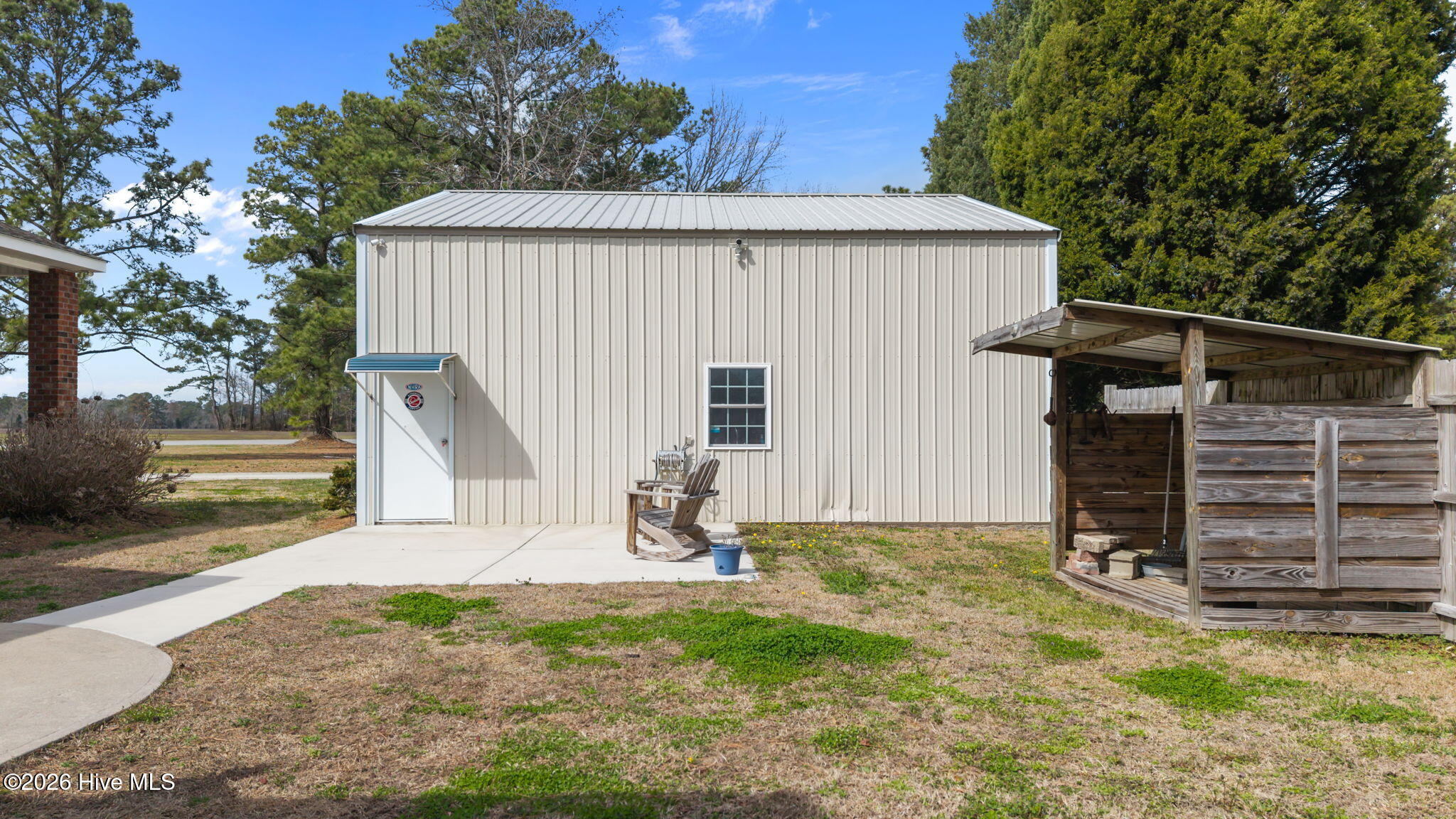 main property photo 12