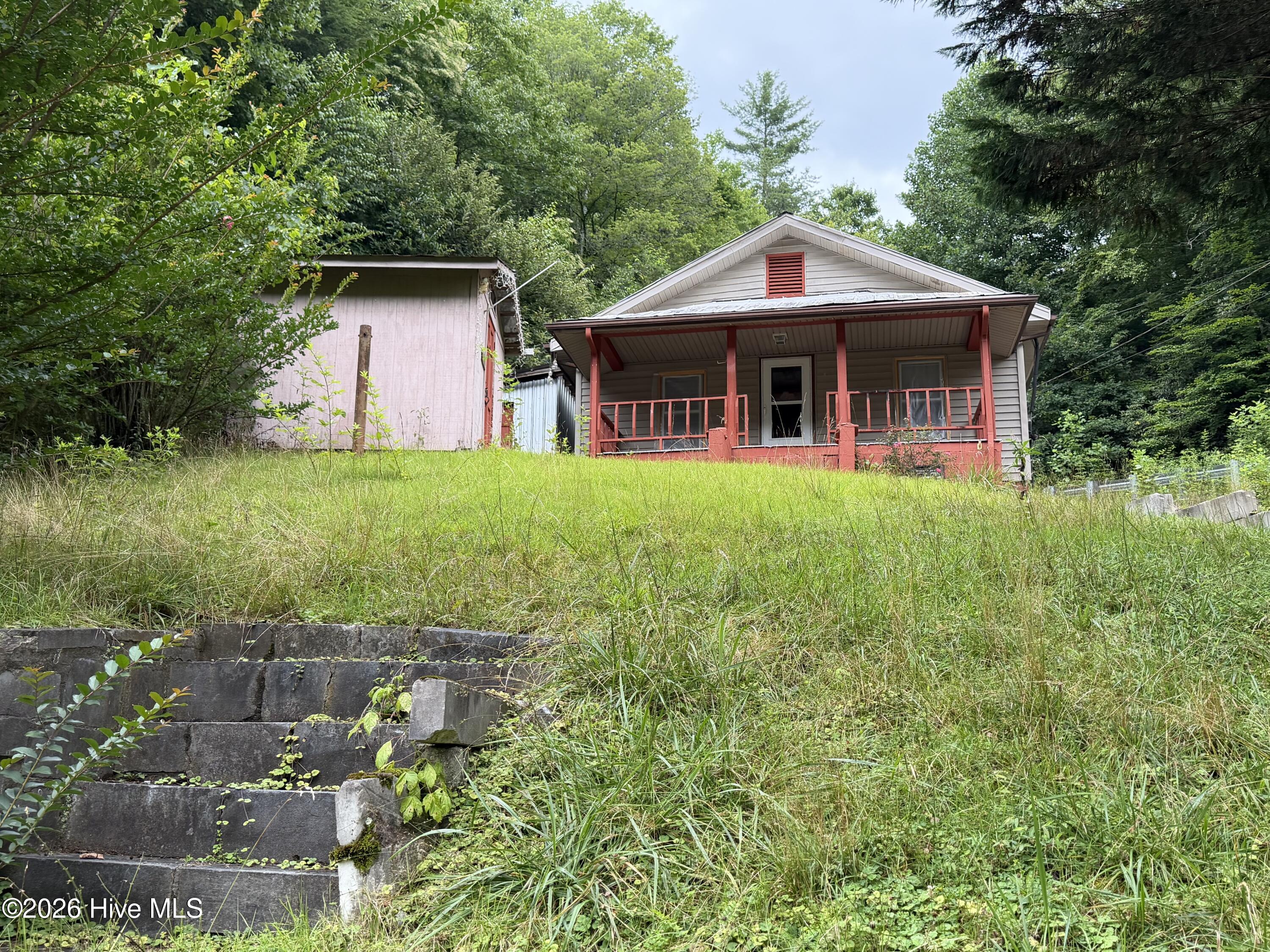 main property photo 2