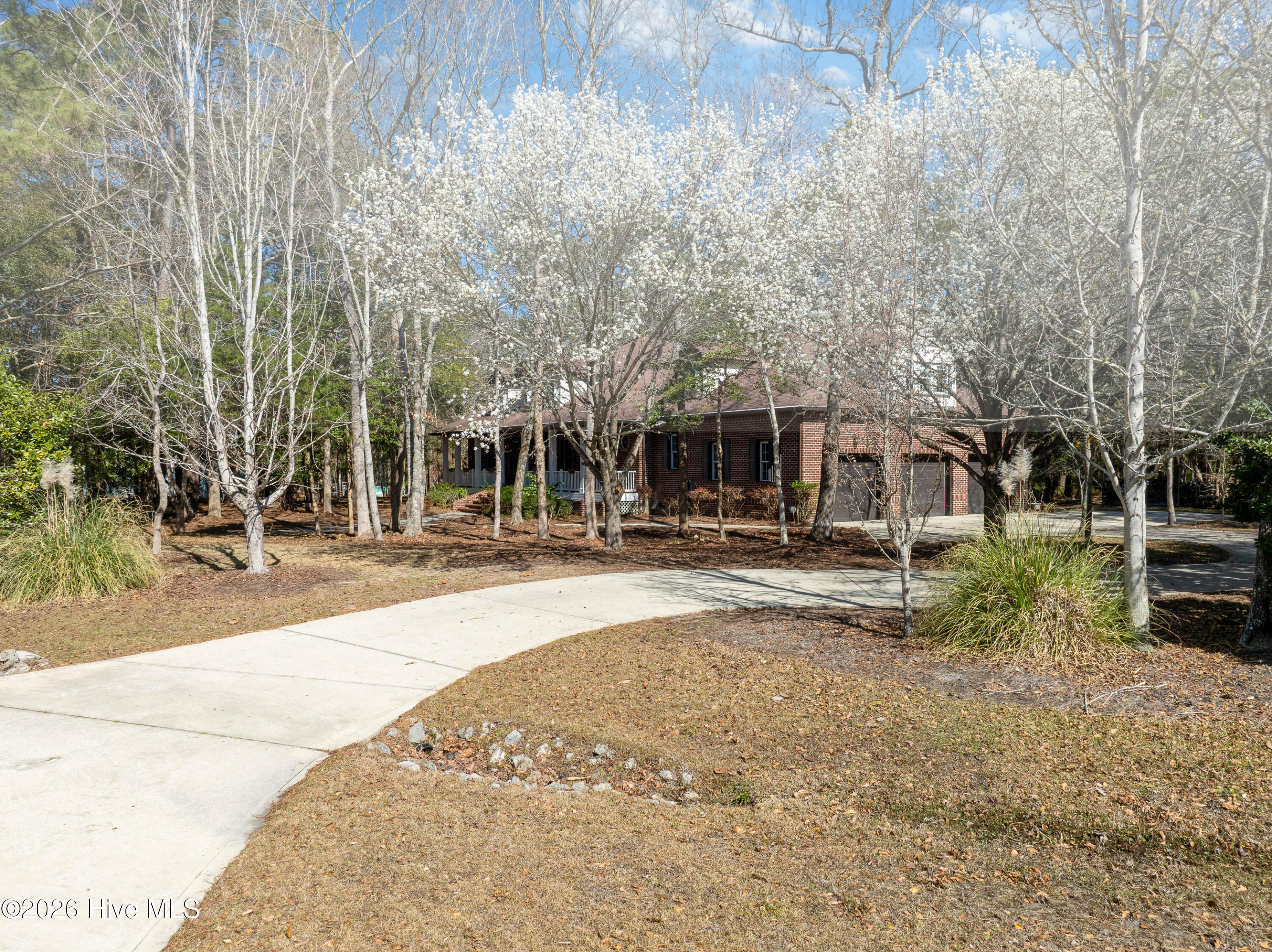 main property photo 4