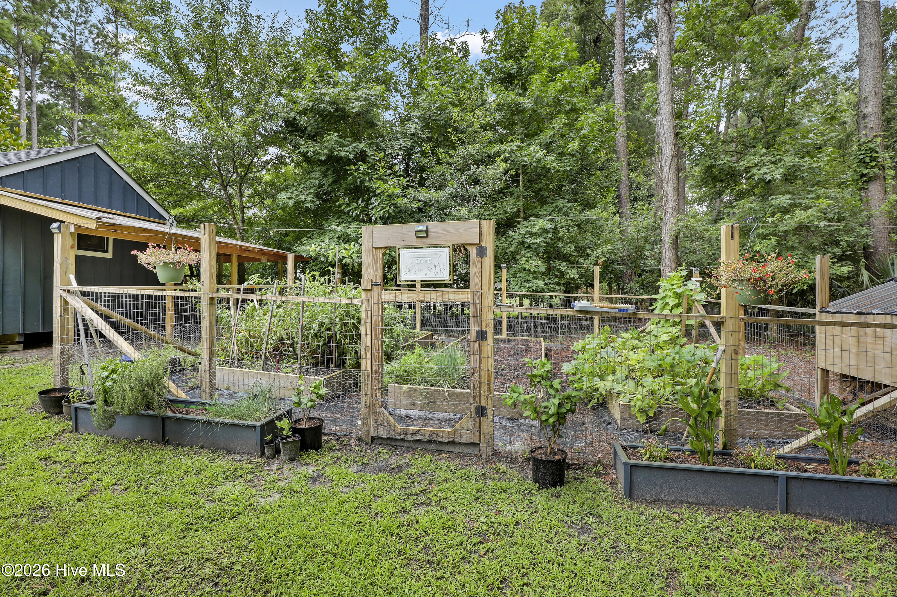 main property photo 47