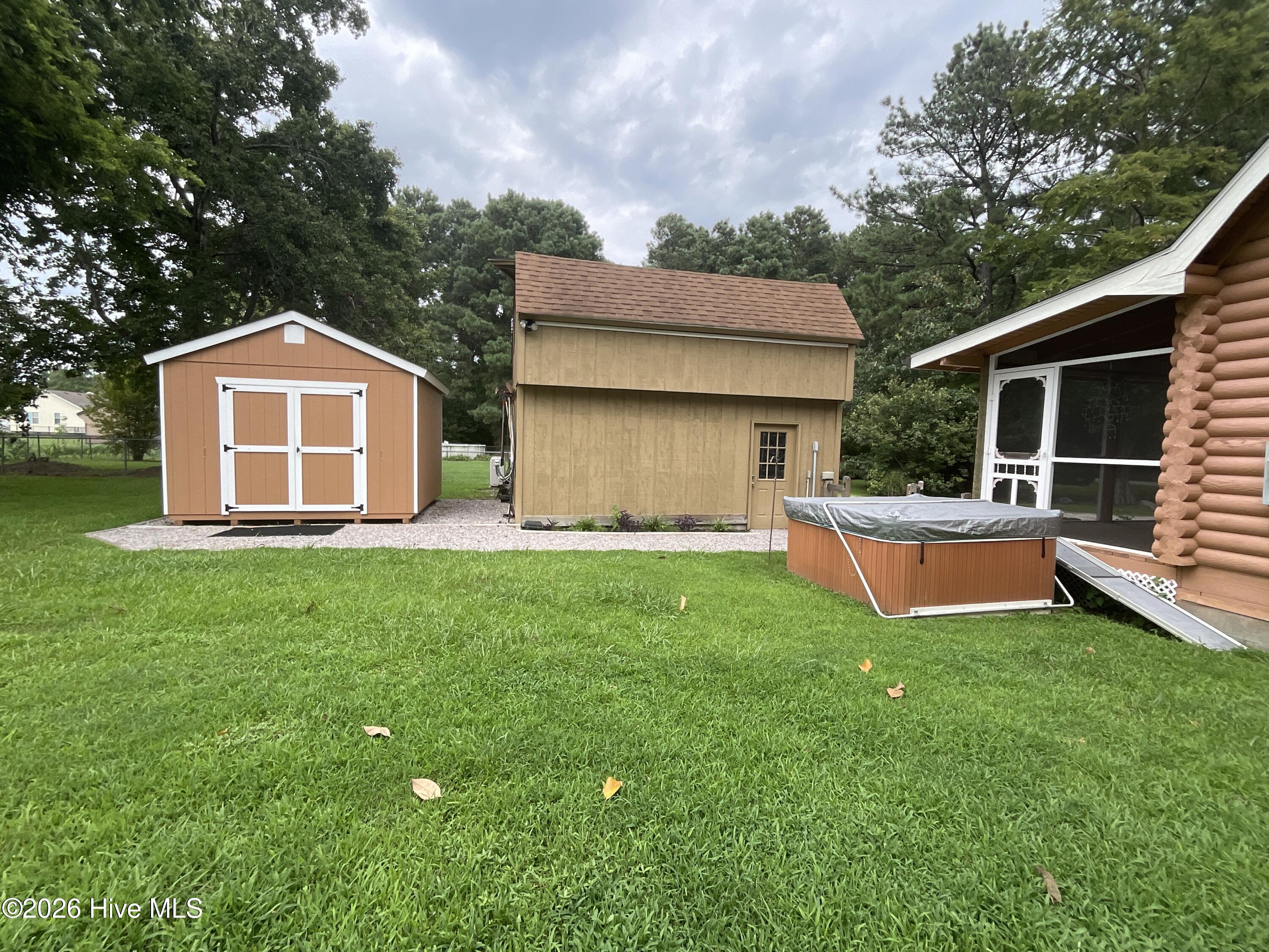 main property photo 31