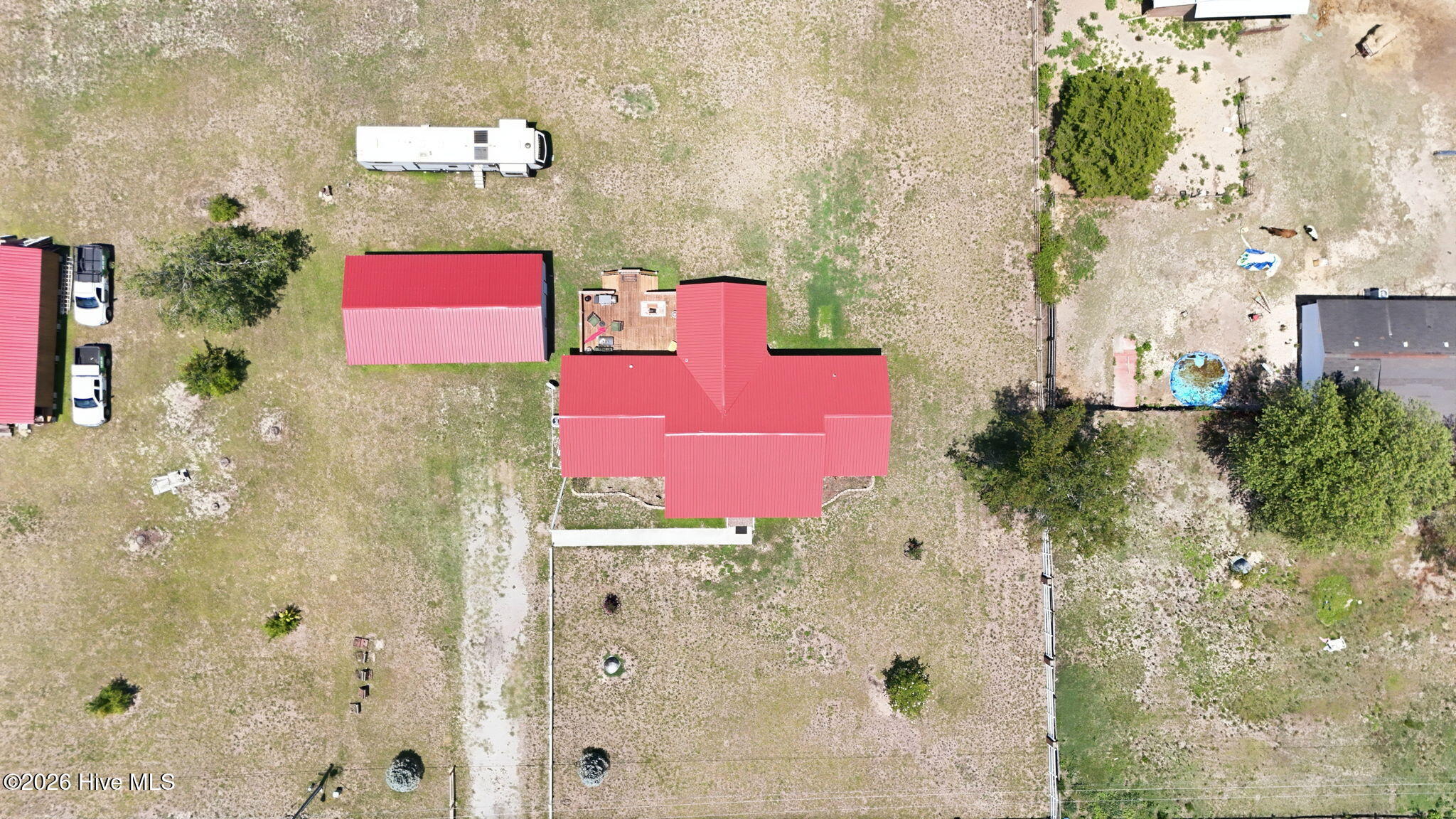 main property photo 41