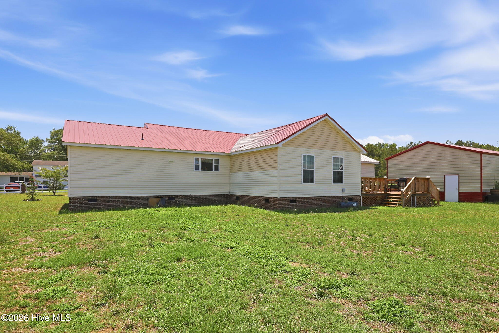 main property photo 45