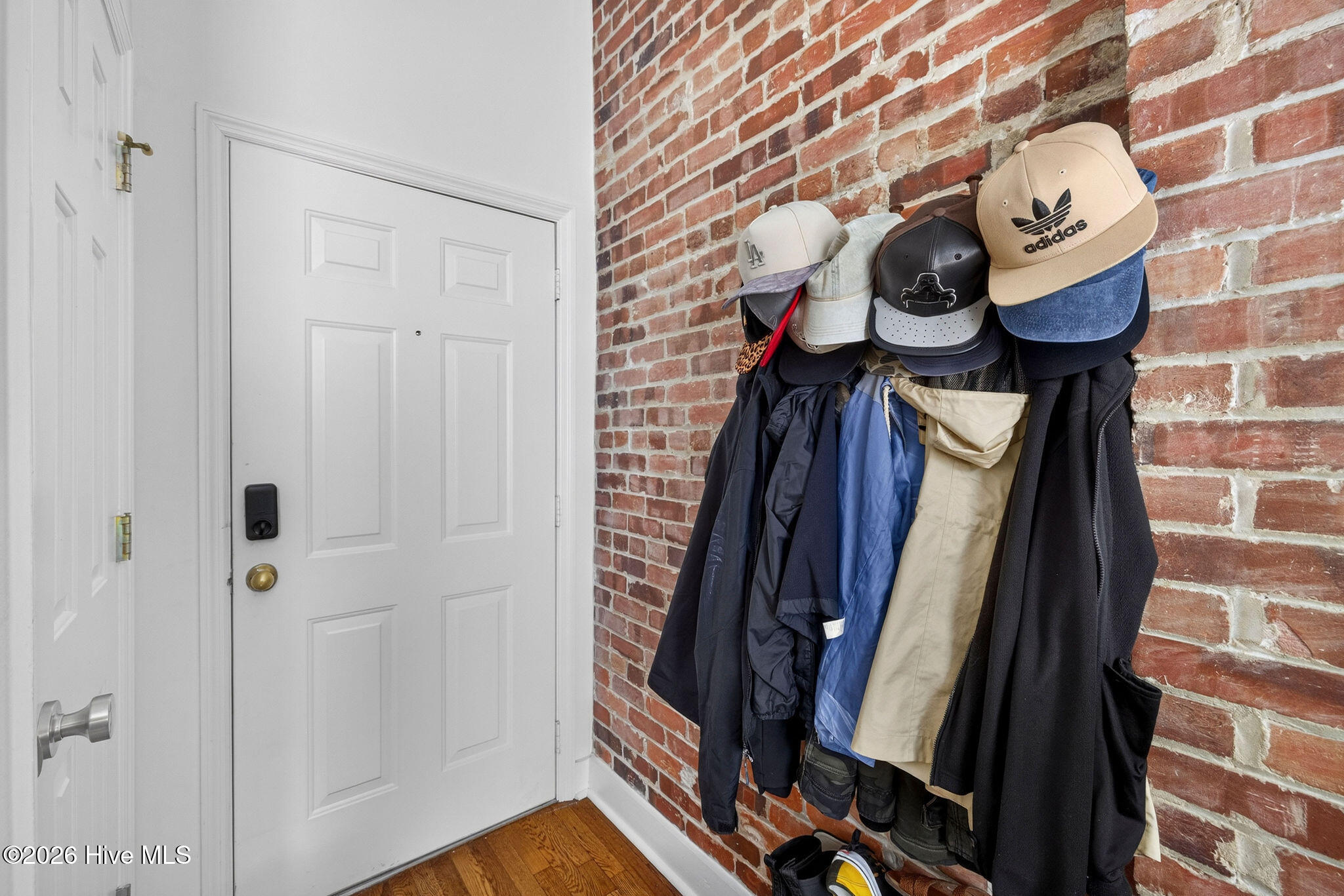 main property photo 8