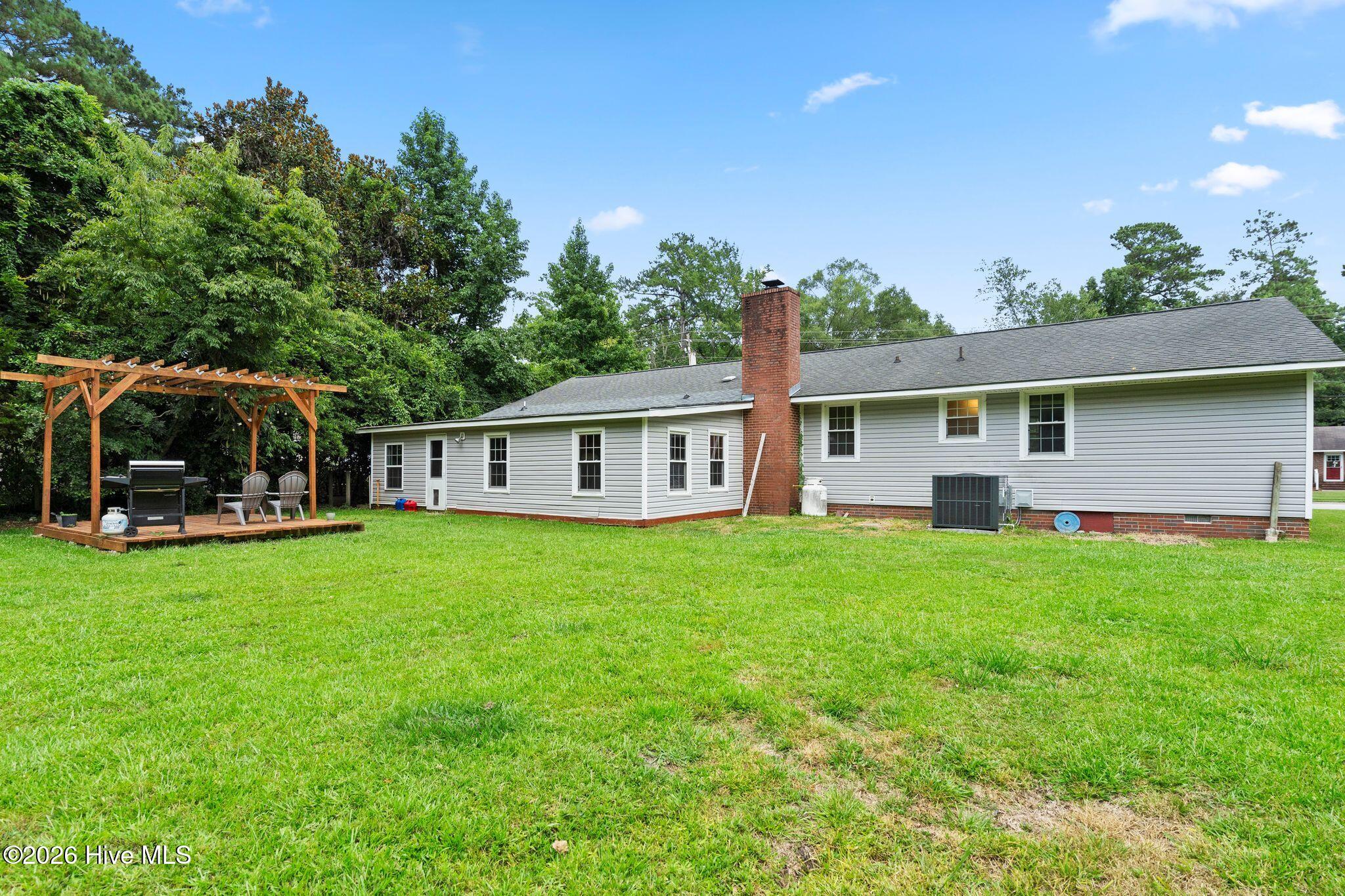 main property photo 33