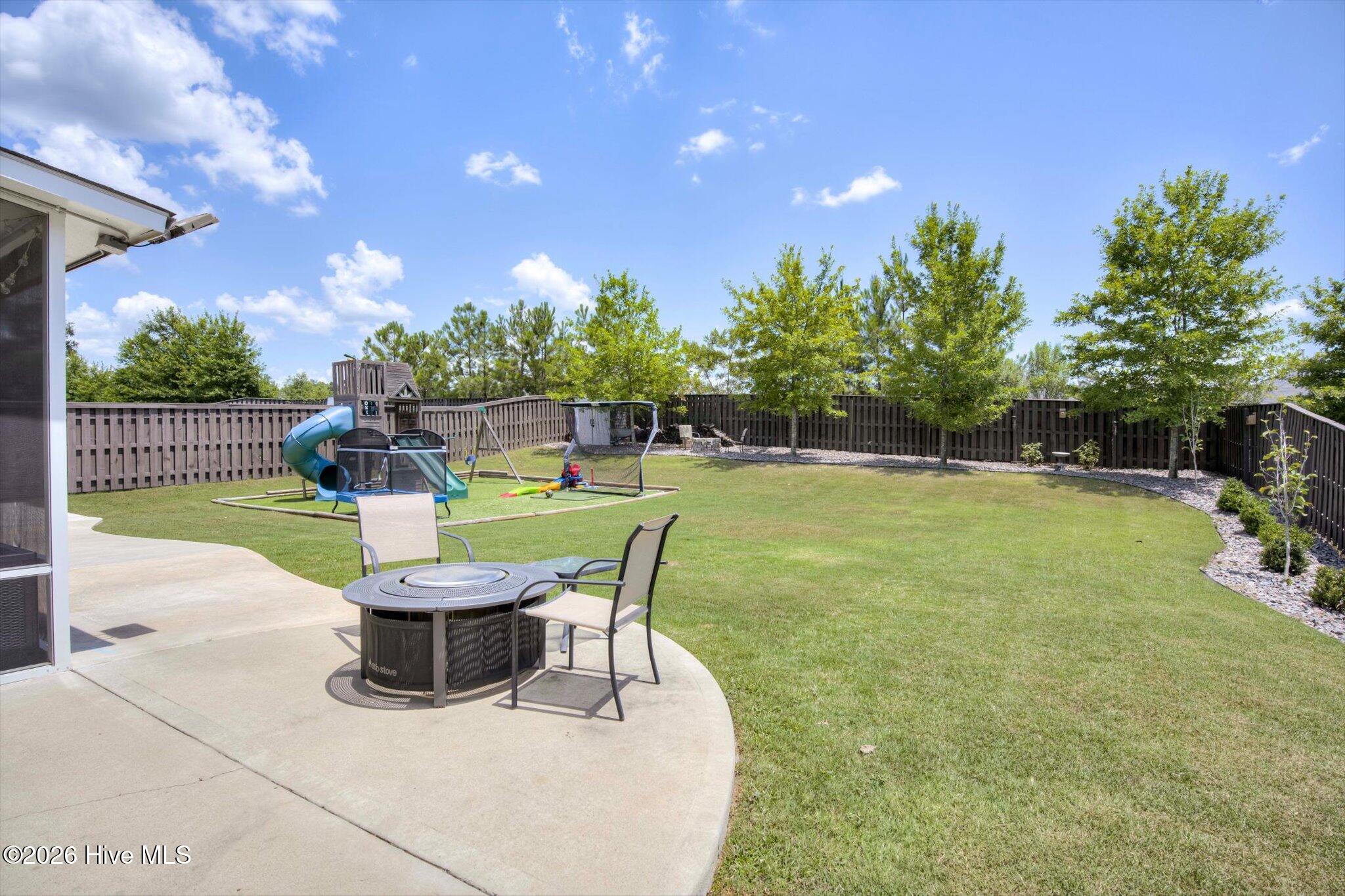 main property photo 44