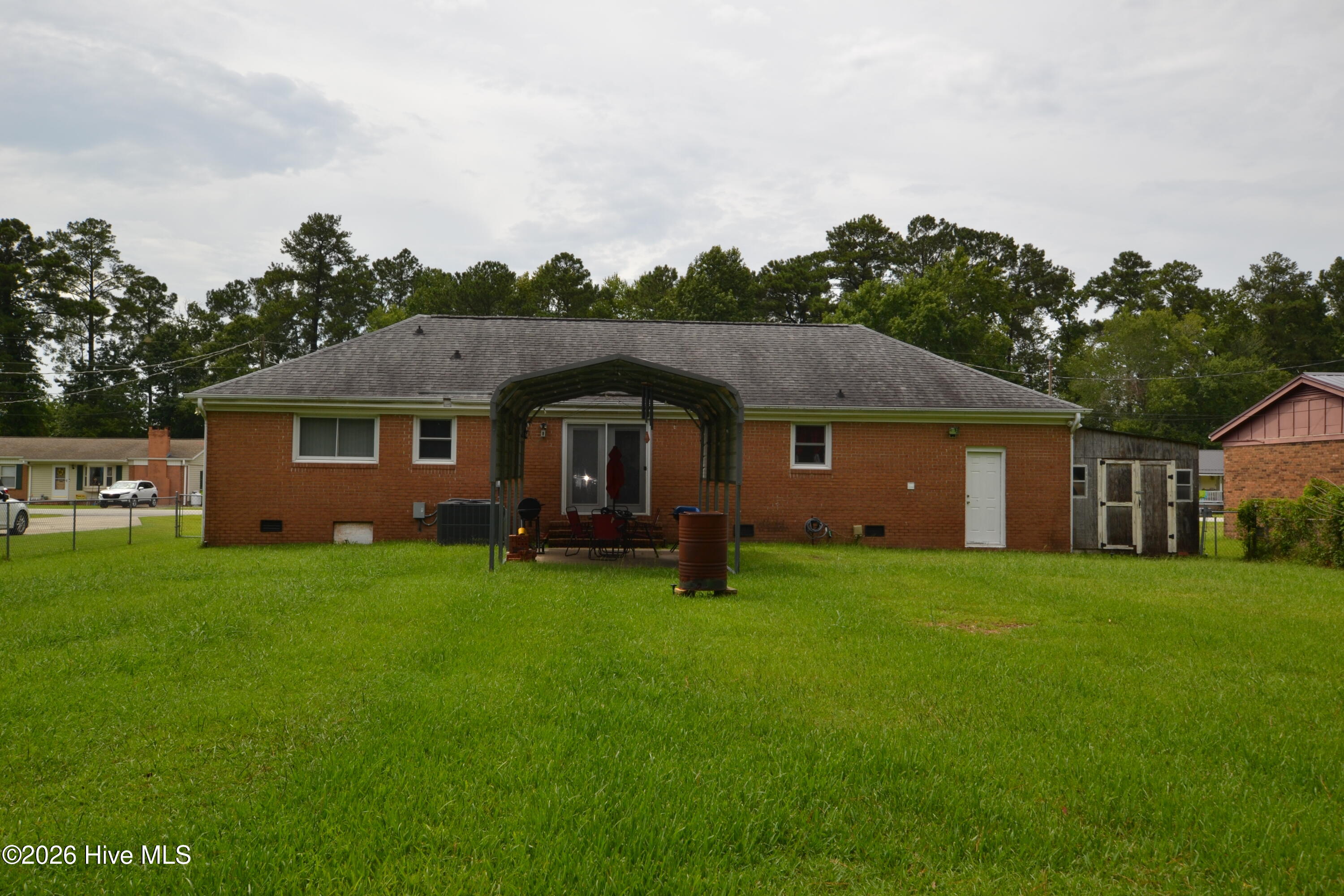main property photo 15