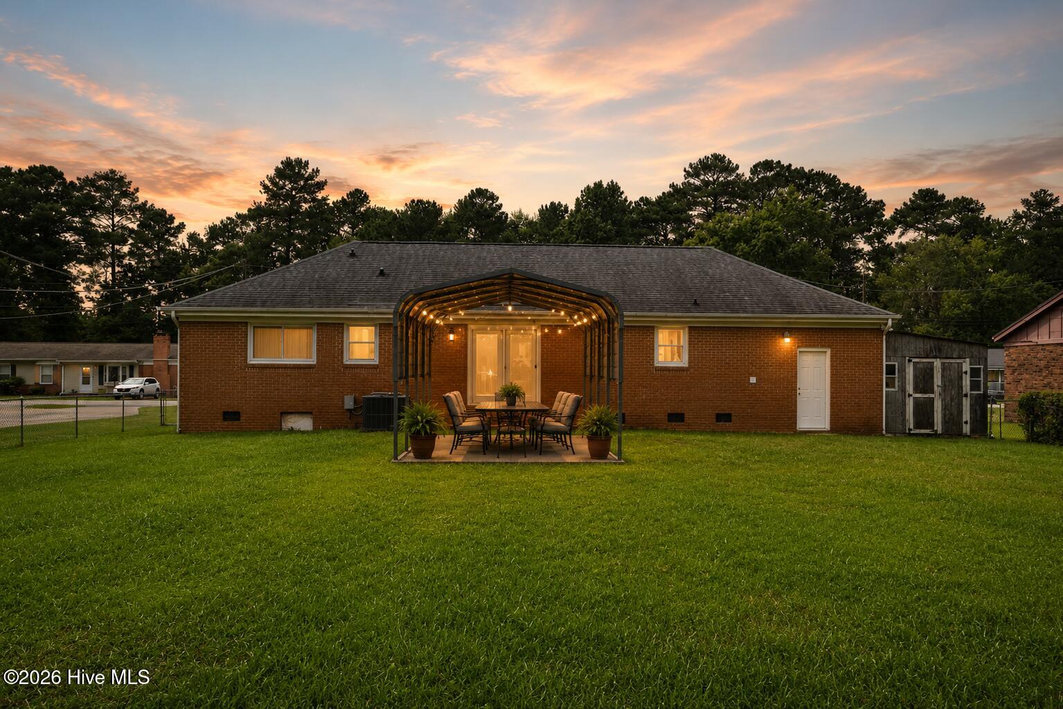 main property photo 16