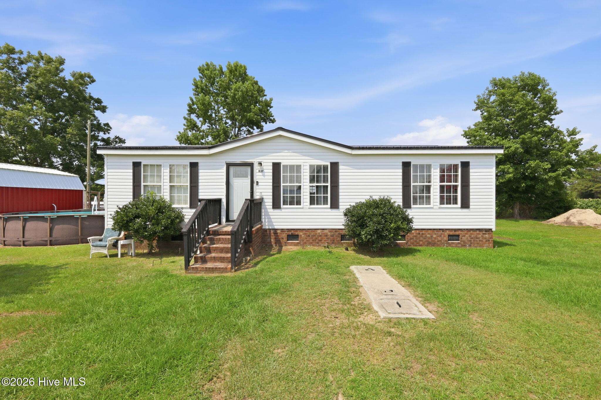 main property photo 48