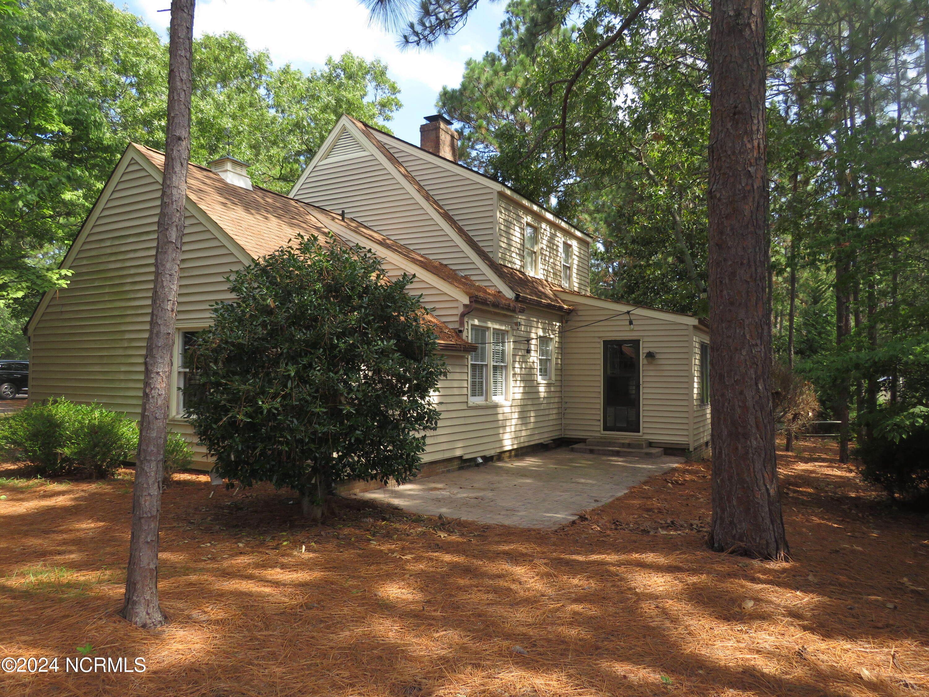 main property photo 33