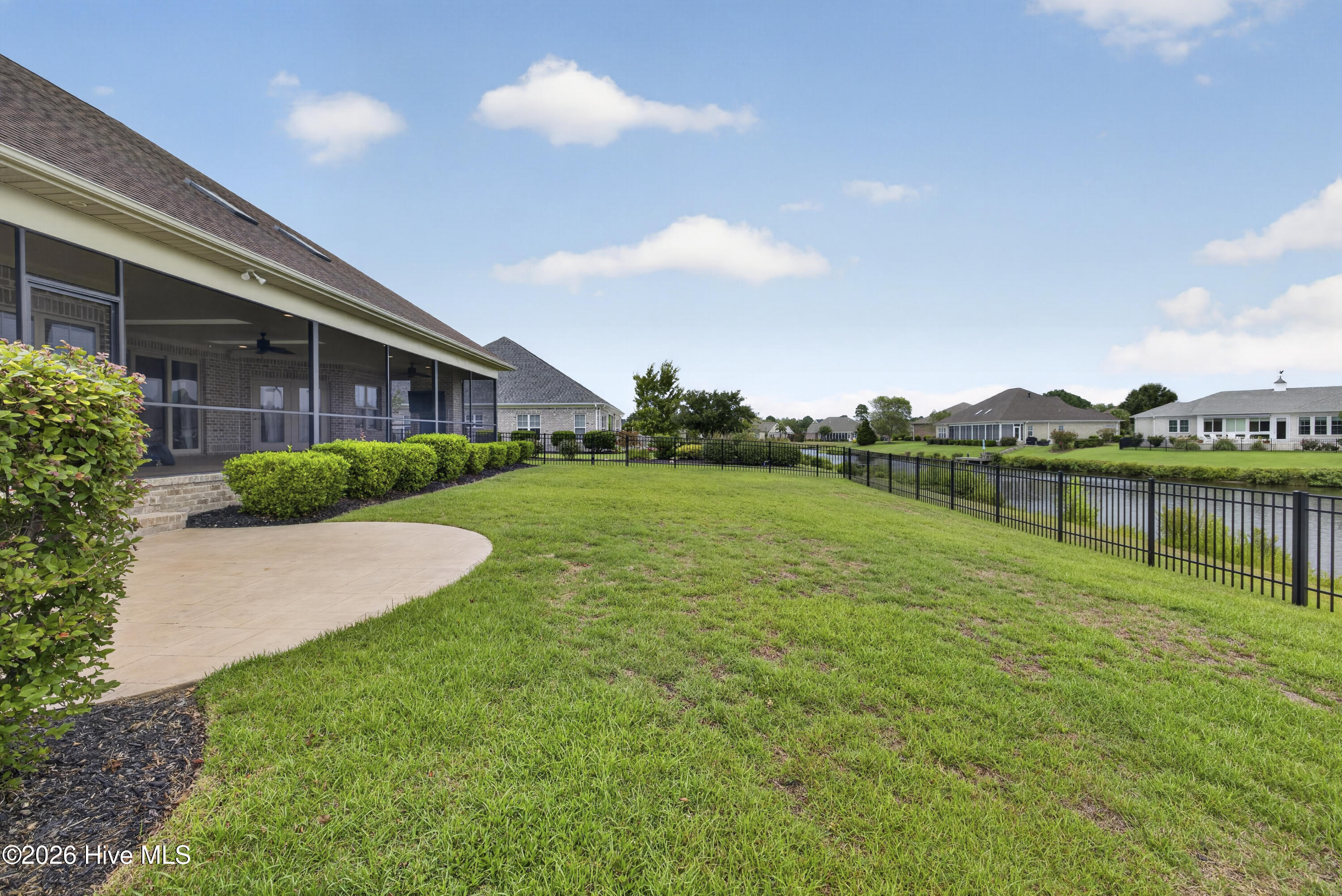 main property photo 26
